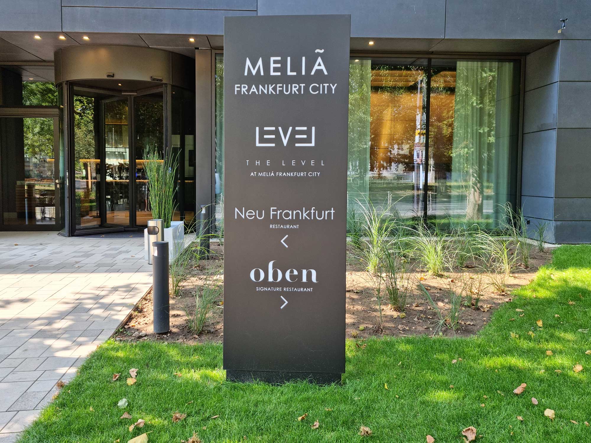 Melia Frankfurt City - The Level at Melia Frankfurt - Neu Frankfurt - Oben Signature Restaurant