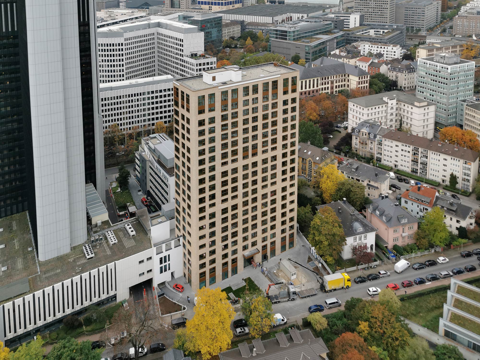 Frankfurt Blue Horizon Wohn Hochhaus - Wohnungen Wolkenkratzer Frankfurt