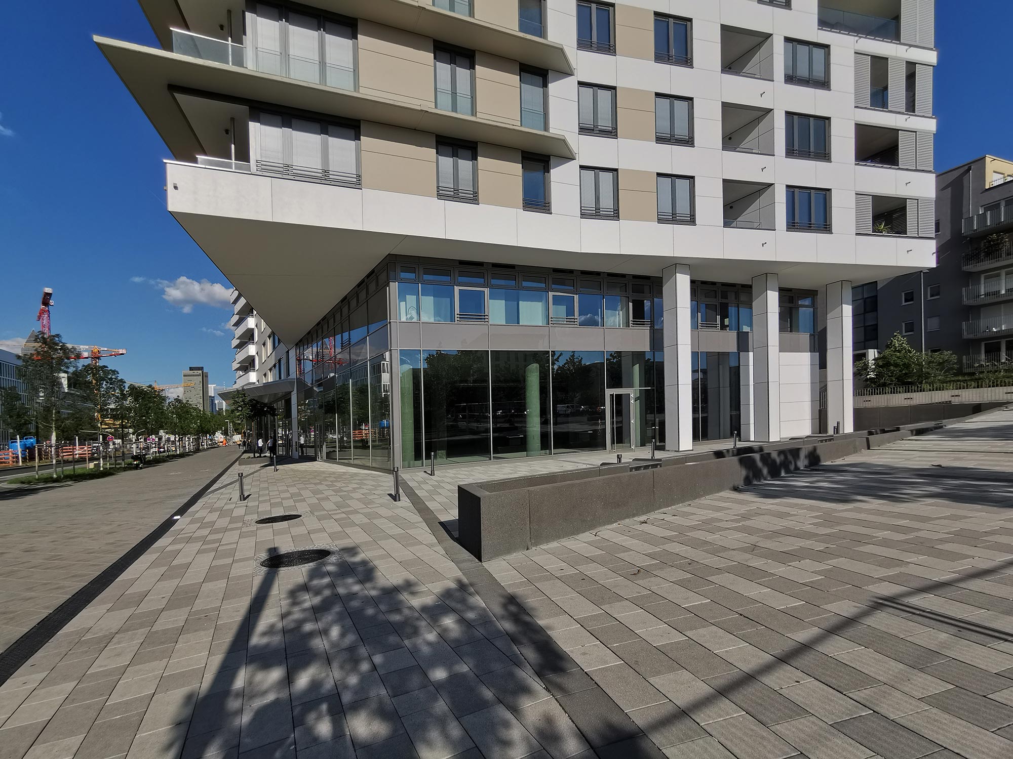 frankfurt-praedium-tower-europaviertel-wohnturm-wohnhochhaus-frankfurt-am-main Frankfurt Praedium Tower - Europaviertel Wohnturm - Wohnhochhaus Europaquartier Frankfurt am Main - Umgebung