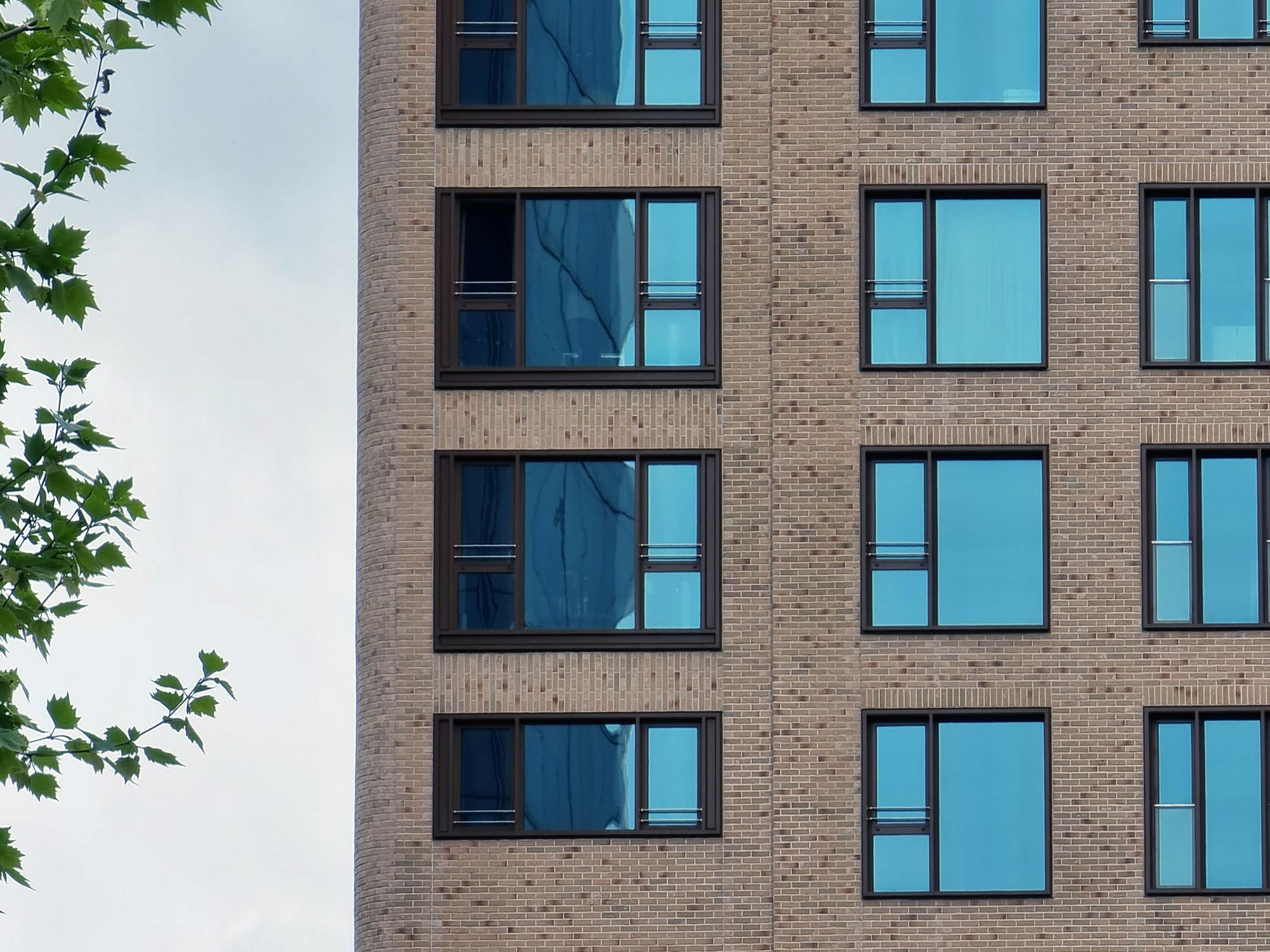 wohnturm-frankfurt-wohnungen-zur-miete-blue-horizon-bockenheim-fassade Wohnturm Frankfurt - Wohnungen zur Miete FFM - Blue Horizon Bockenheim - Blue Horizon Fassade