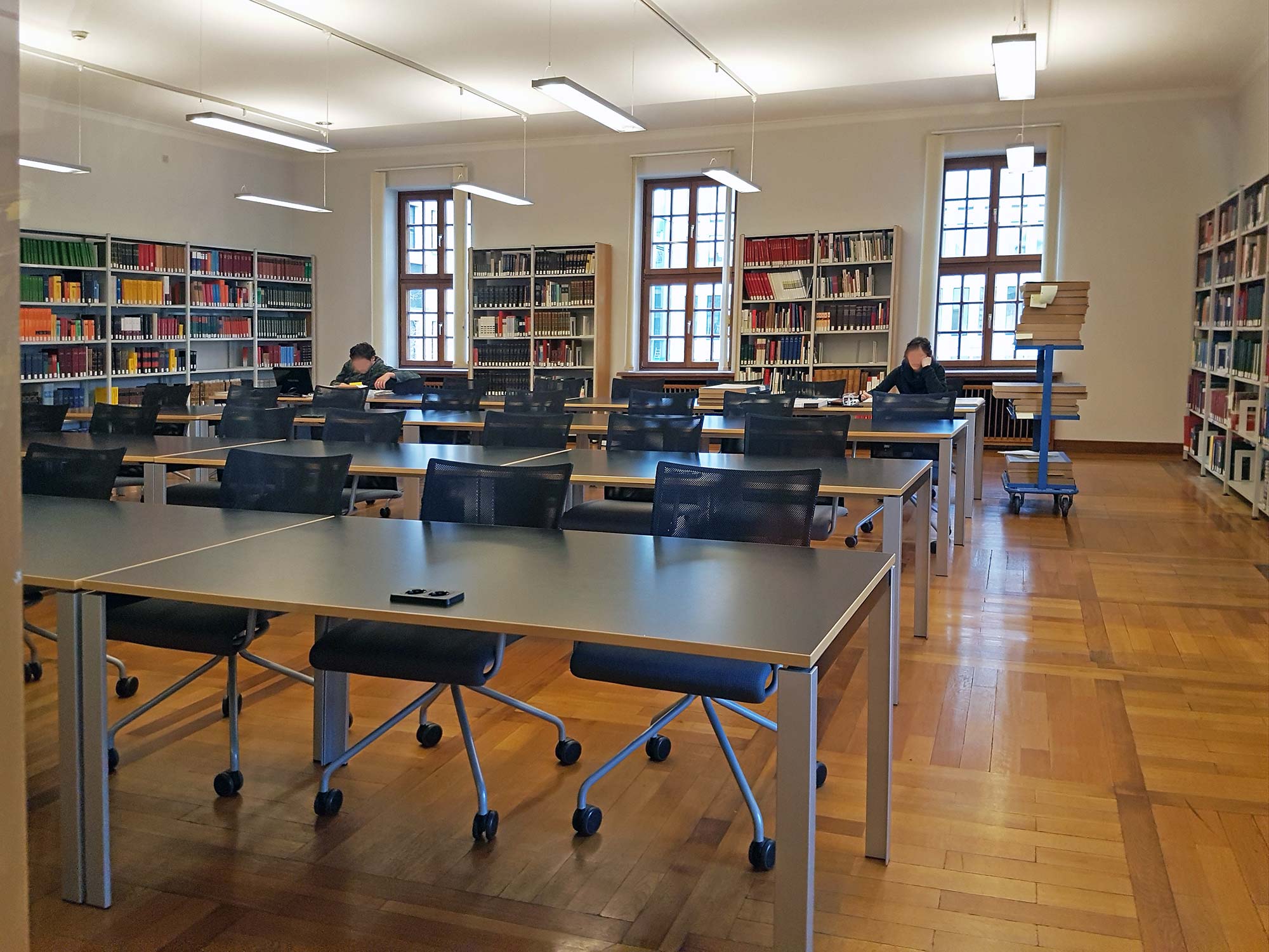 Lesesaal ISG - Institut für Stadtgeschichte in Frankfurt am Main - Stadtarchiv Frankfurt - Bibliothek