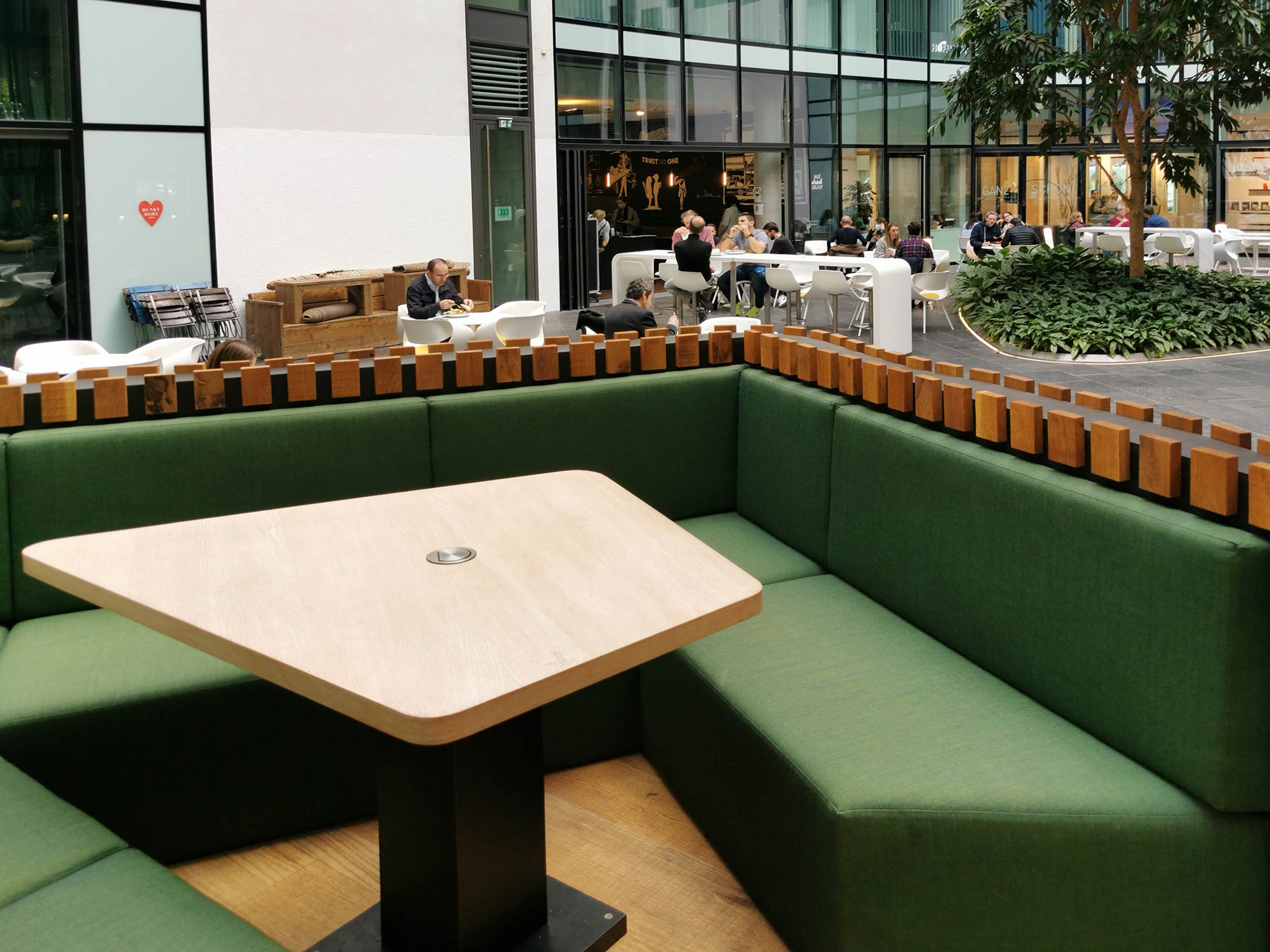 tribal-table-tribes-frankfurt Tribal Table - Tribes Frankfurt