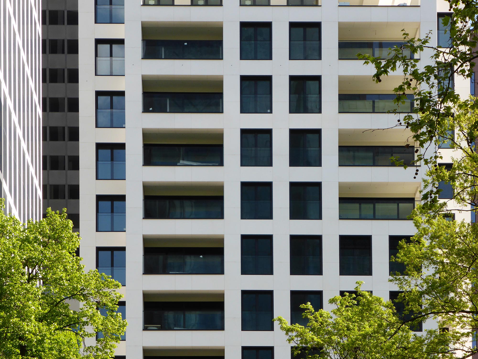 Hochhausfassade Taunus Tower Residential - Frankfurt Fassade - Natursteinfassade