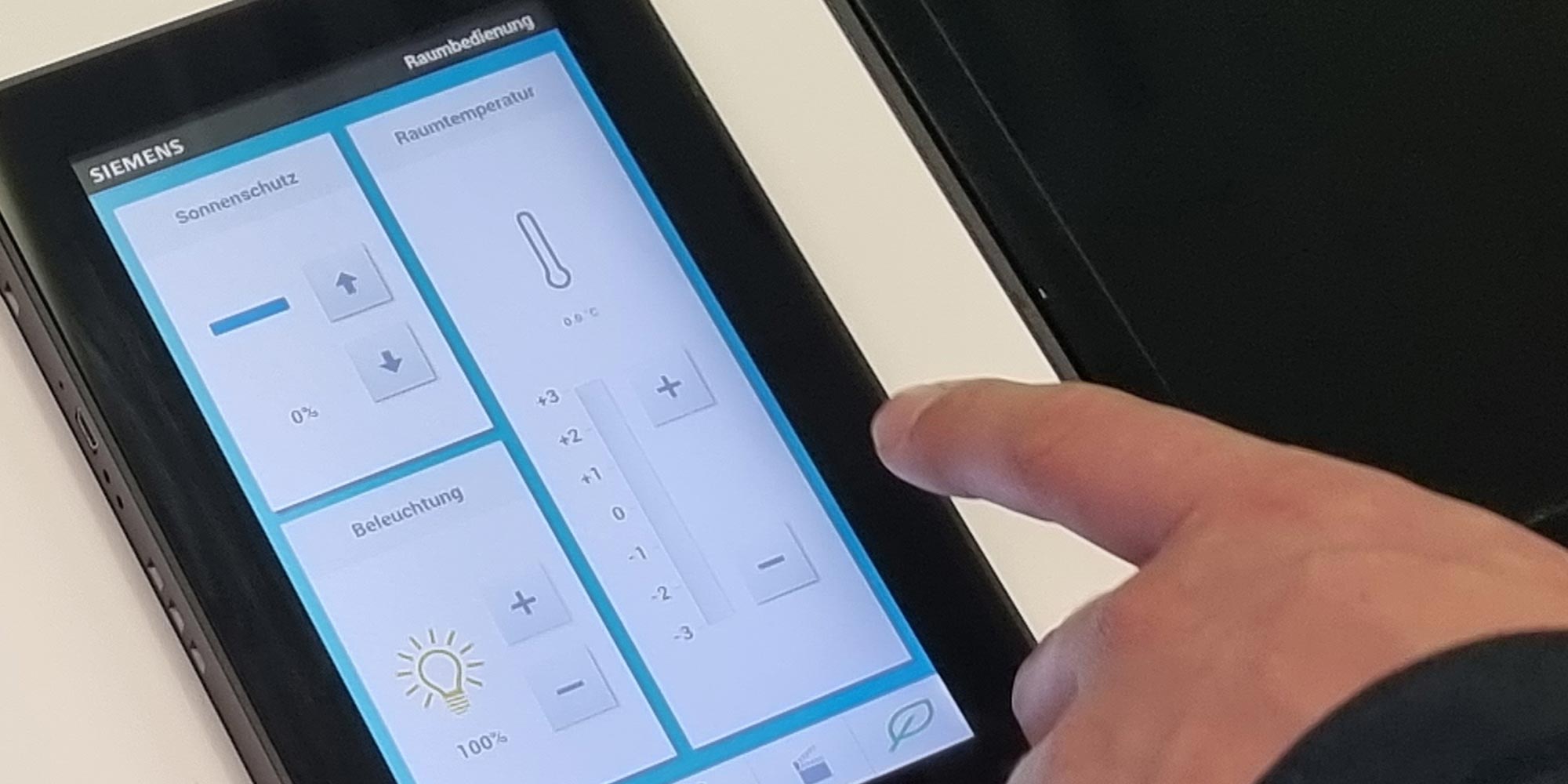 siemens-raumbedienung-gebaeudetechnik-smart-buildings Siemens Raumbedienung - Siemens Gebäudetechnik - Immobilien steuern