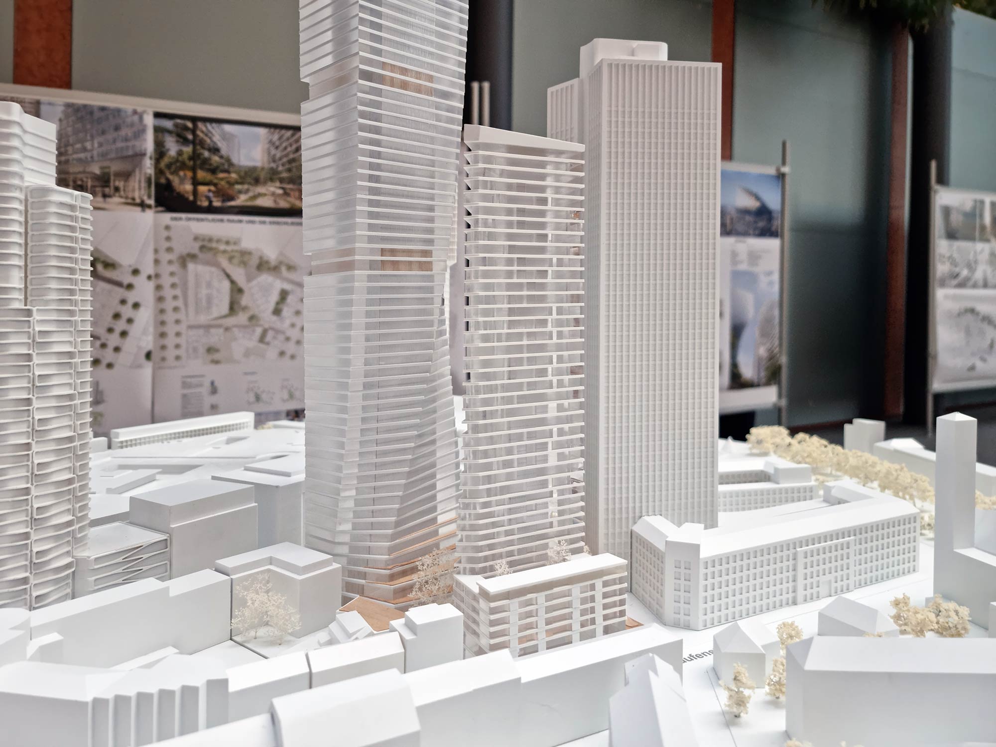 millennium-areal-turm-b-kleines-hochhaus-entwurf-dezember-2021-modell Millennium Areal Turm B - Kleines Hochhaus