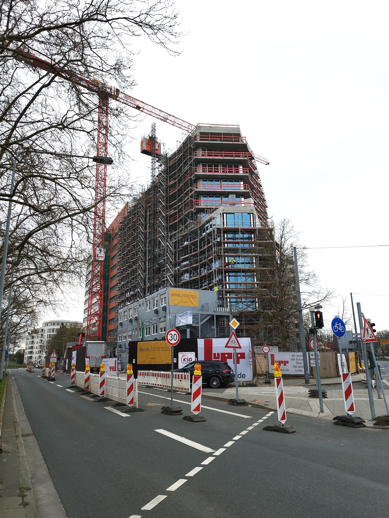 aparthotel-kennedyalleee-stresemannallee-baustelle aparthotel-kennedyalleee-stresemannallee-baustelle