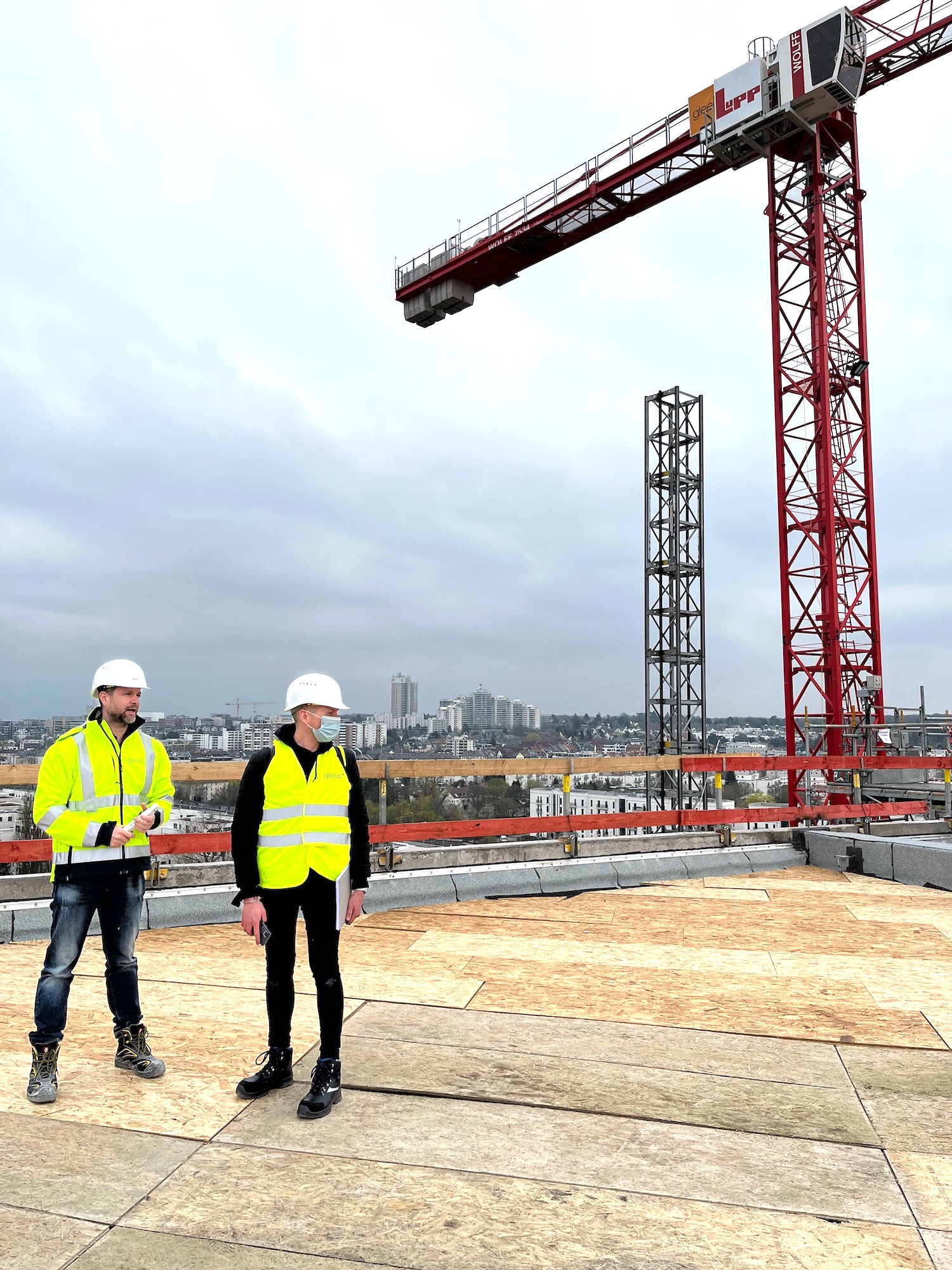 Kennedyallee-Aparthotel-Kran-Baustelle-Jackel-Skyline-Atlas-Baustelle Kennedyallee-Aparthotel-Kran-Baustelle-Jackel-Skyline-Atlas-Baustelle