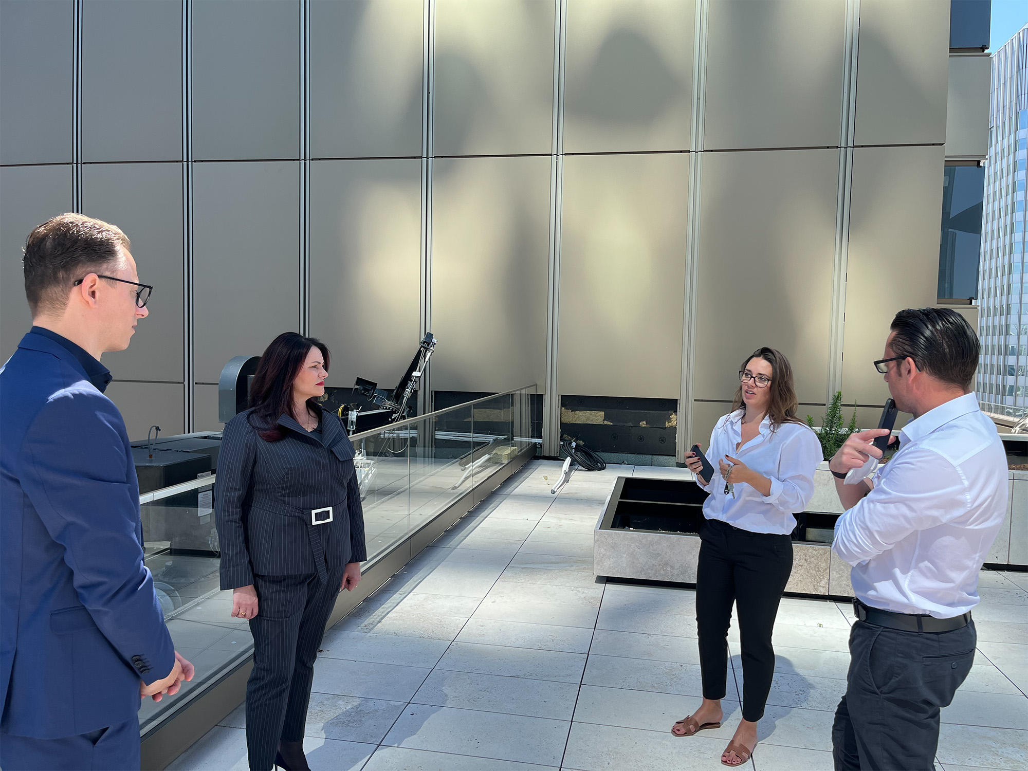 dic-asset-sonja-waerntges-global-tower-2022