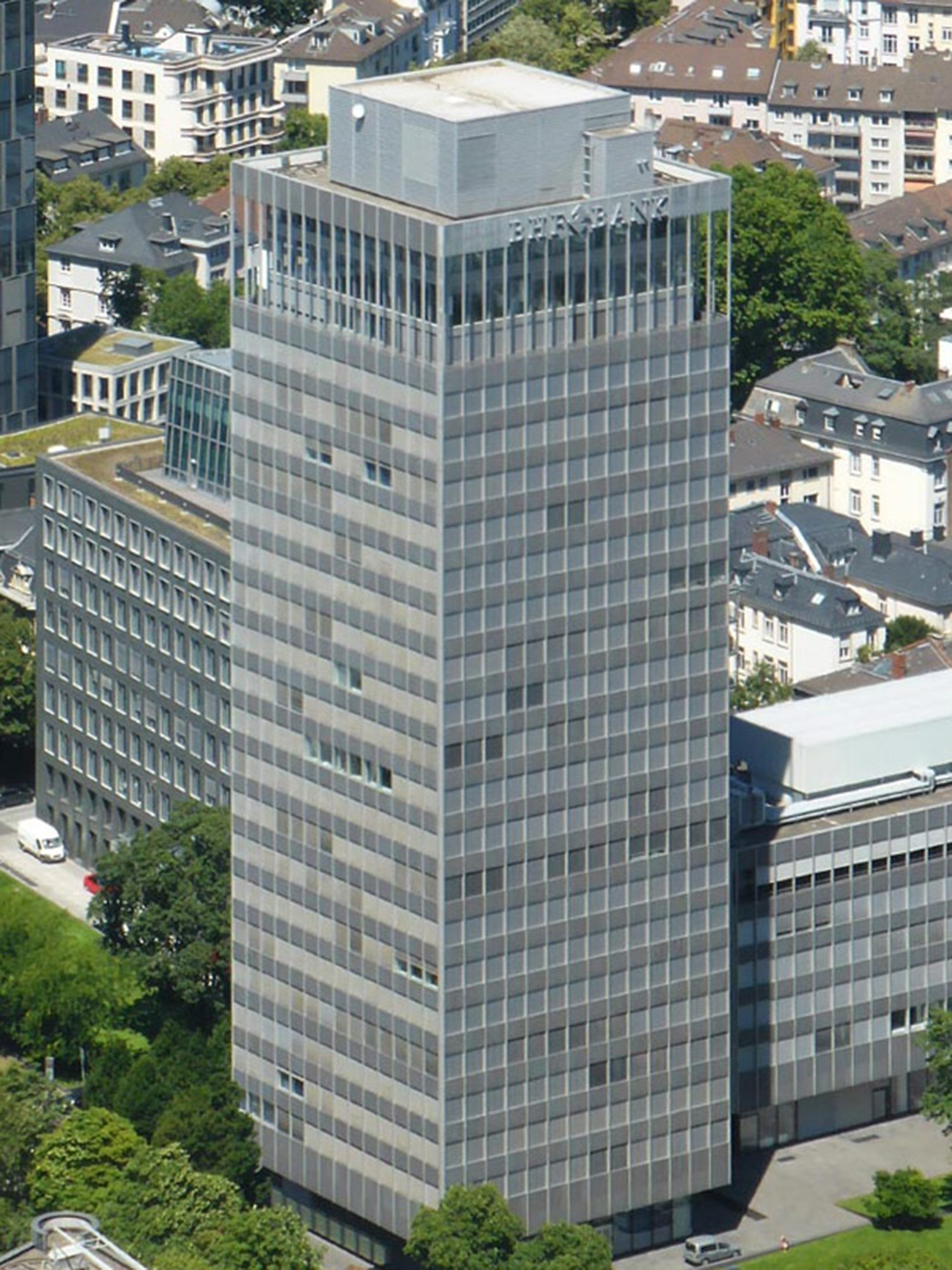 oddo-bhf-hochhaus-frankfurt-westend