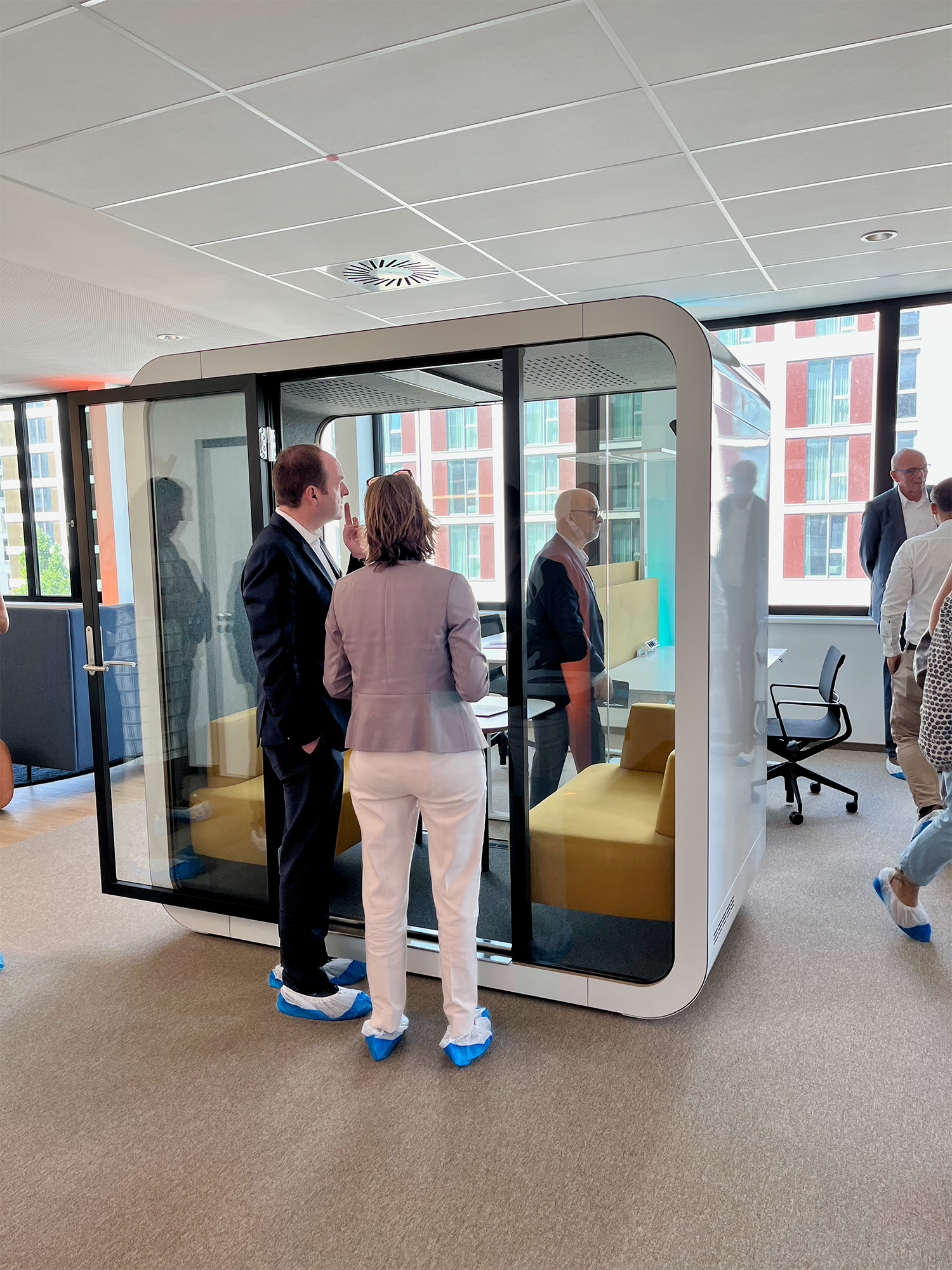 the-move-gateway-gardens-frankfurt-2022 the-move-gateway-gardens-frankfurt-2022-musterbüro