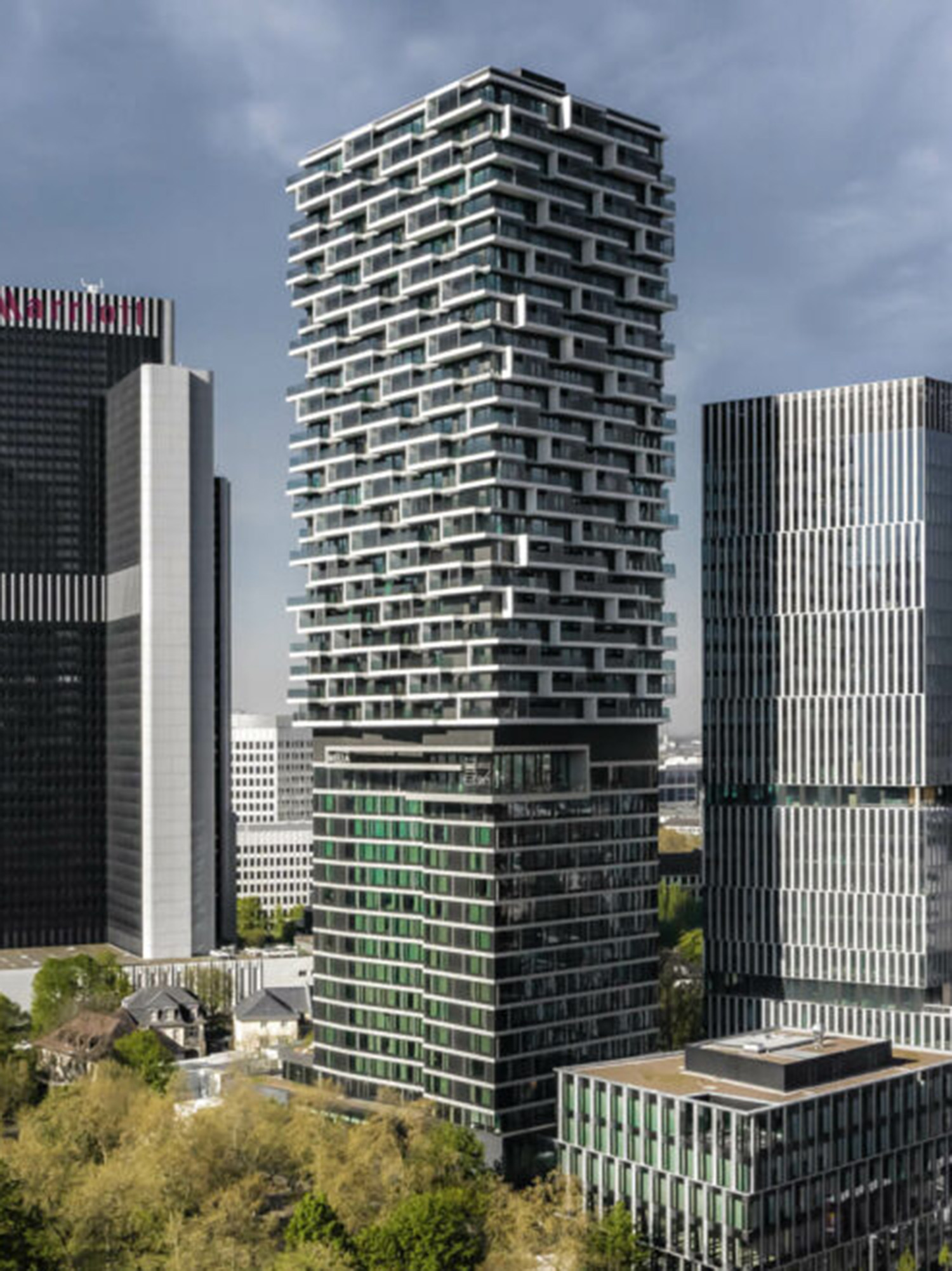 Drohnenartikel-Thomas-Gessner-One-Forty-WEST Drohnenartikel-Thomas-Gessner-One-Forty-WEST