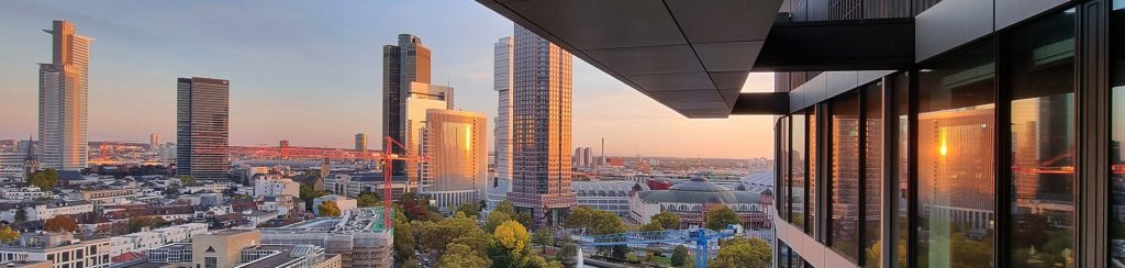 Immobilienmakler Definition - Frankfurt Immobilienexperte - FFM Skyline