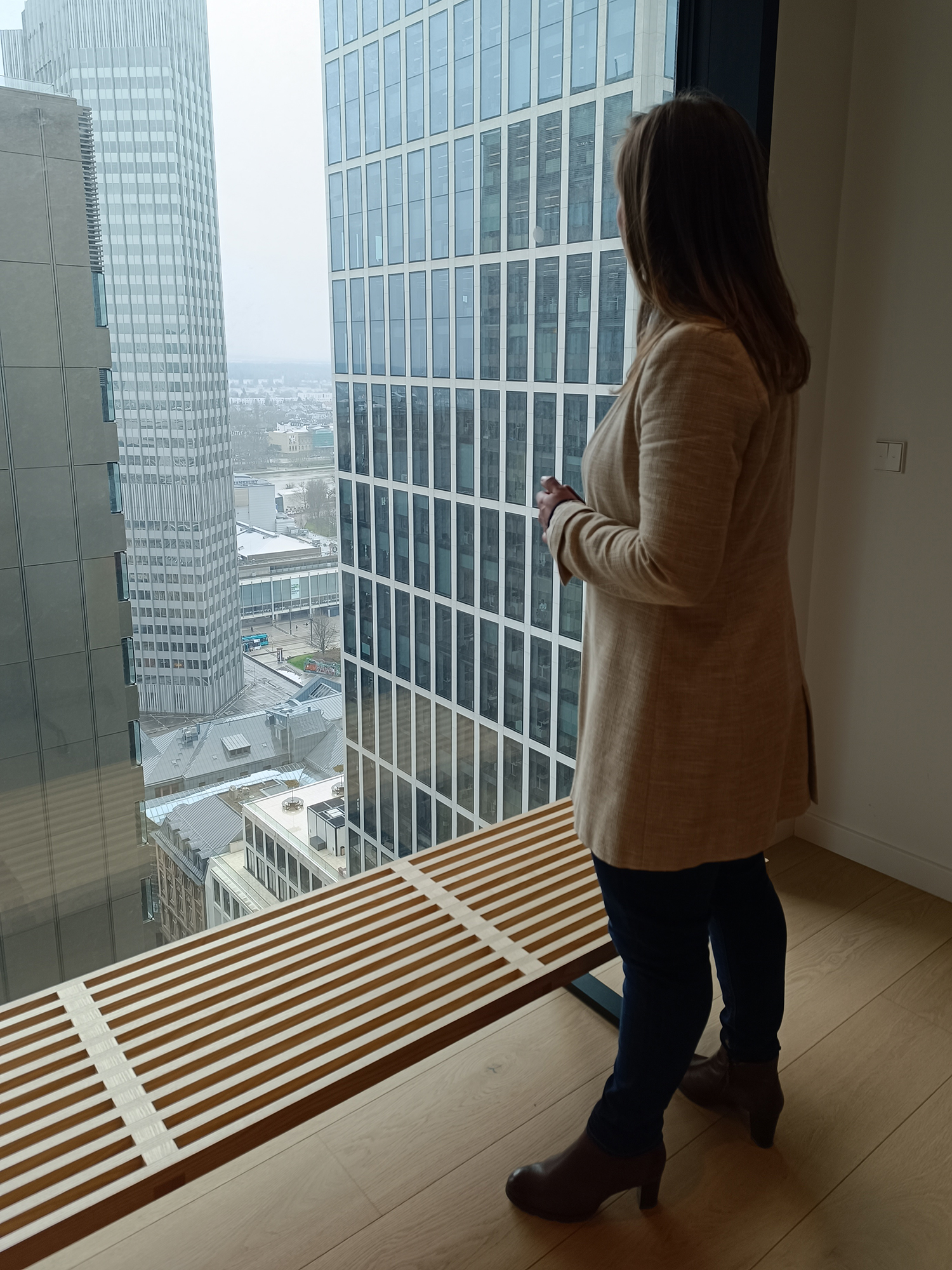 Bianca-Berger-Schindler-Omniturm-Global-Tower Bianca - Berger - Schindler - Omniturm - Global - Tower