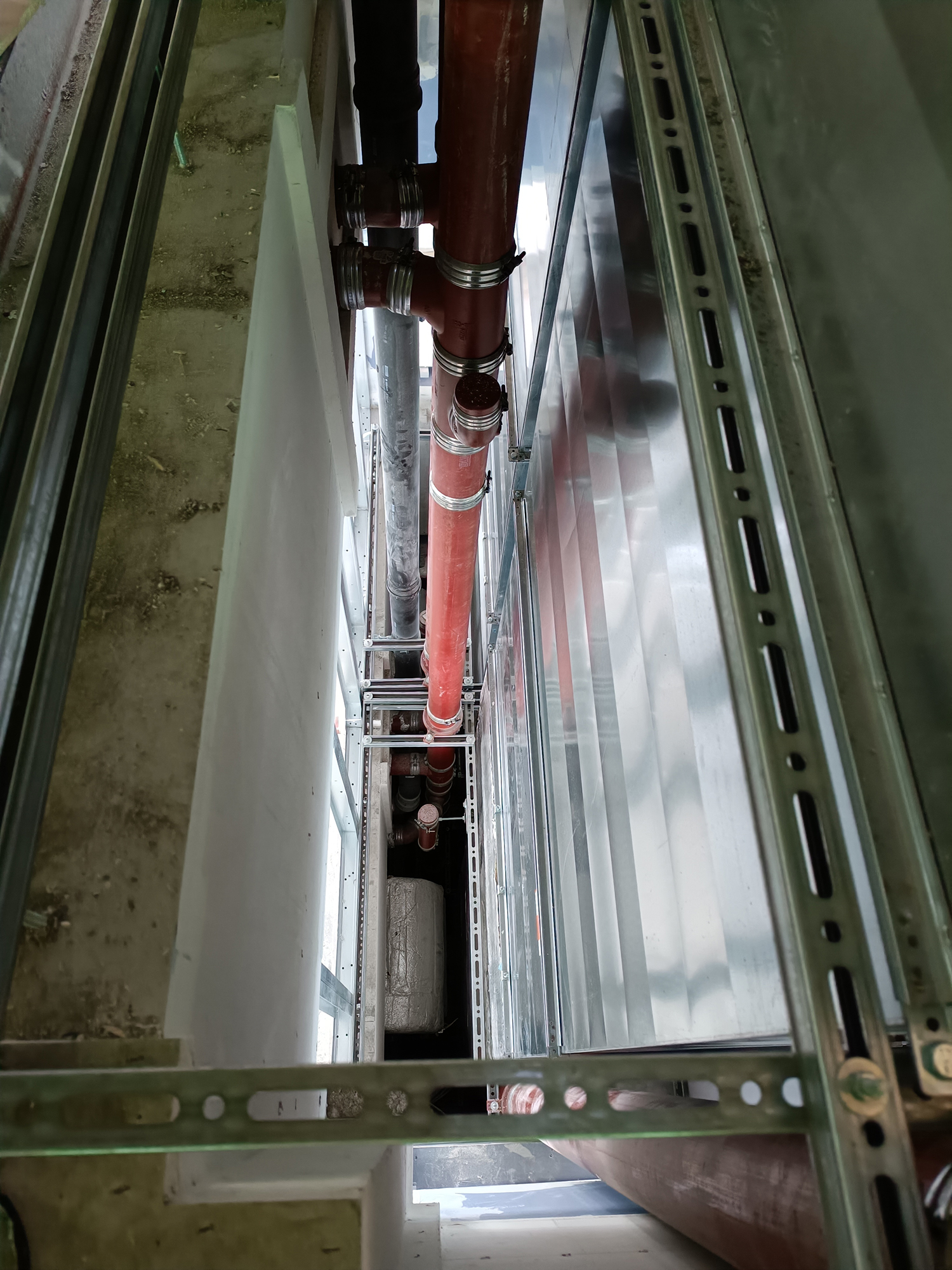 Bienenkorbhaus-Versorgungsschacht-Revitalisierung-Zeil-Konstablerwache Bienenkorbhaus - Denkmalschutz - Baustelle - Versorgungsschacht - Revitalisierung - Zeil - Konstablerwache