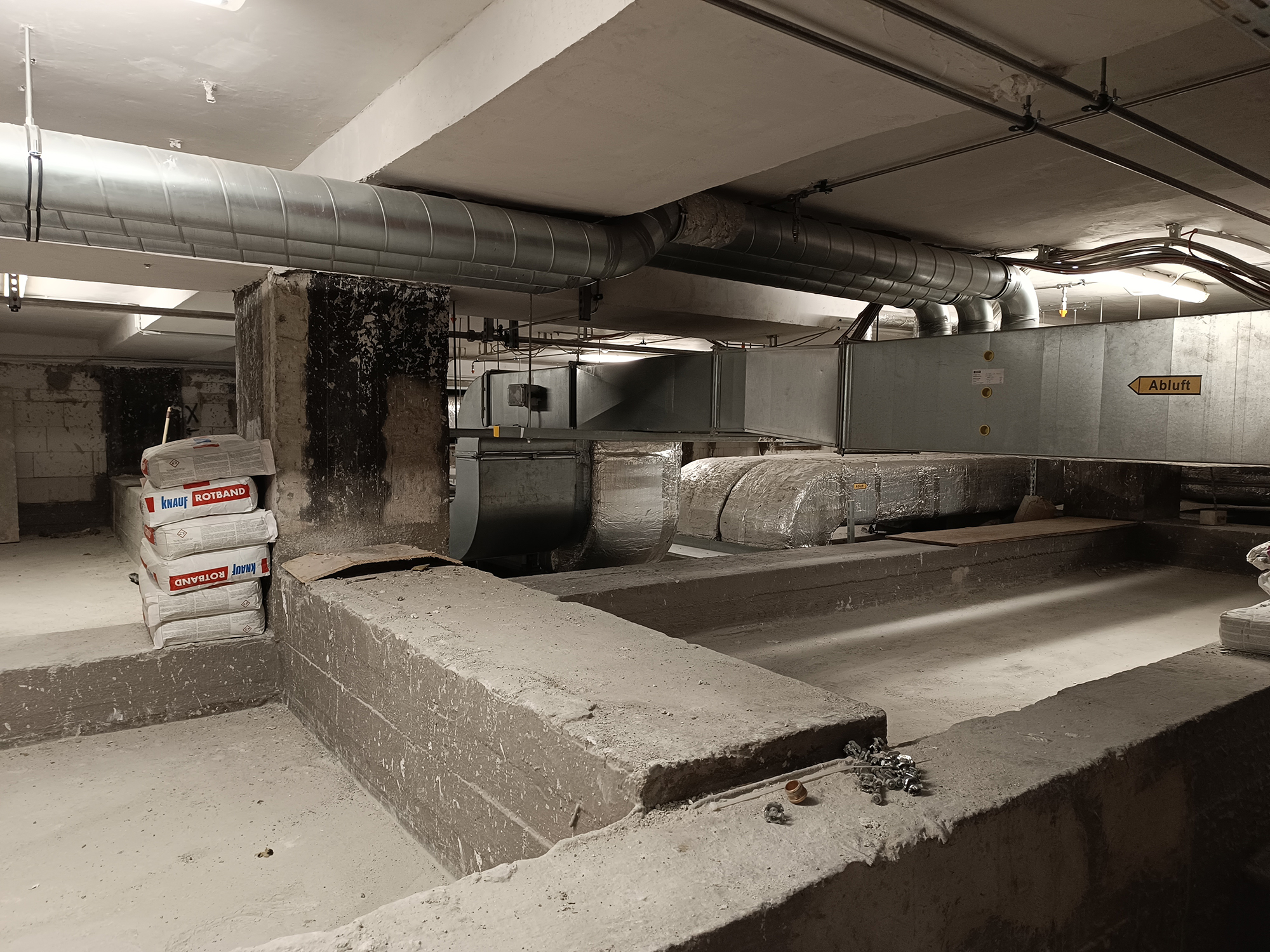 Bienenkorbhaus-Zwischengeschoss-Sockelbau-Revitalisierung-Züblin Bienenkorbhaus - Denkmalschutz - Zwischengeschoss - Sockelbau - Revitalisierung - Züblin