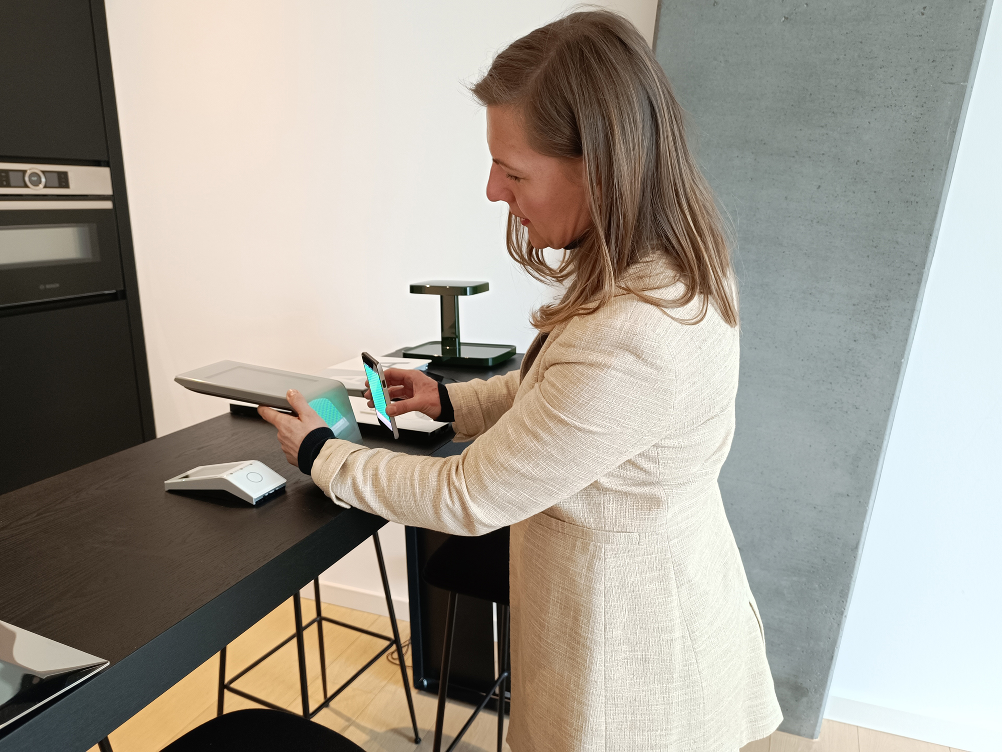 Schindler-Port-App-Omniturm-Aufzüge-Bianca-Berger Schindler - Port - App - Omniturm - Aufzüge - Bianca - Berger