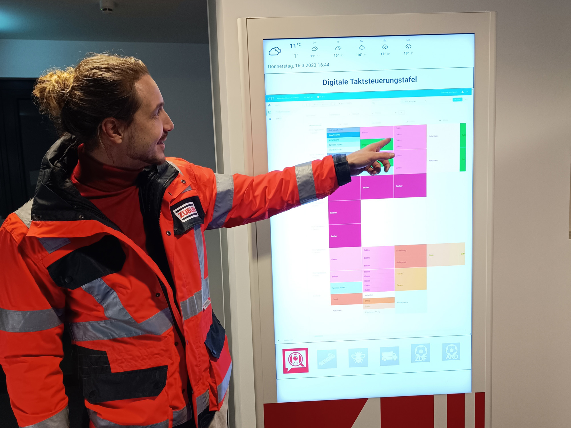 Züblin-Bienenkorbhaus-Digiale-Taktsteuerung-Mark-Simon Züblin - Bienenkorbhaus - Digiale - Taktsteuerung - Mark - Simon - Naubüro - Zeil