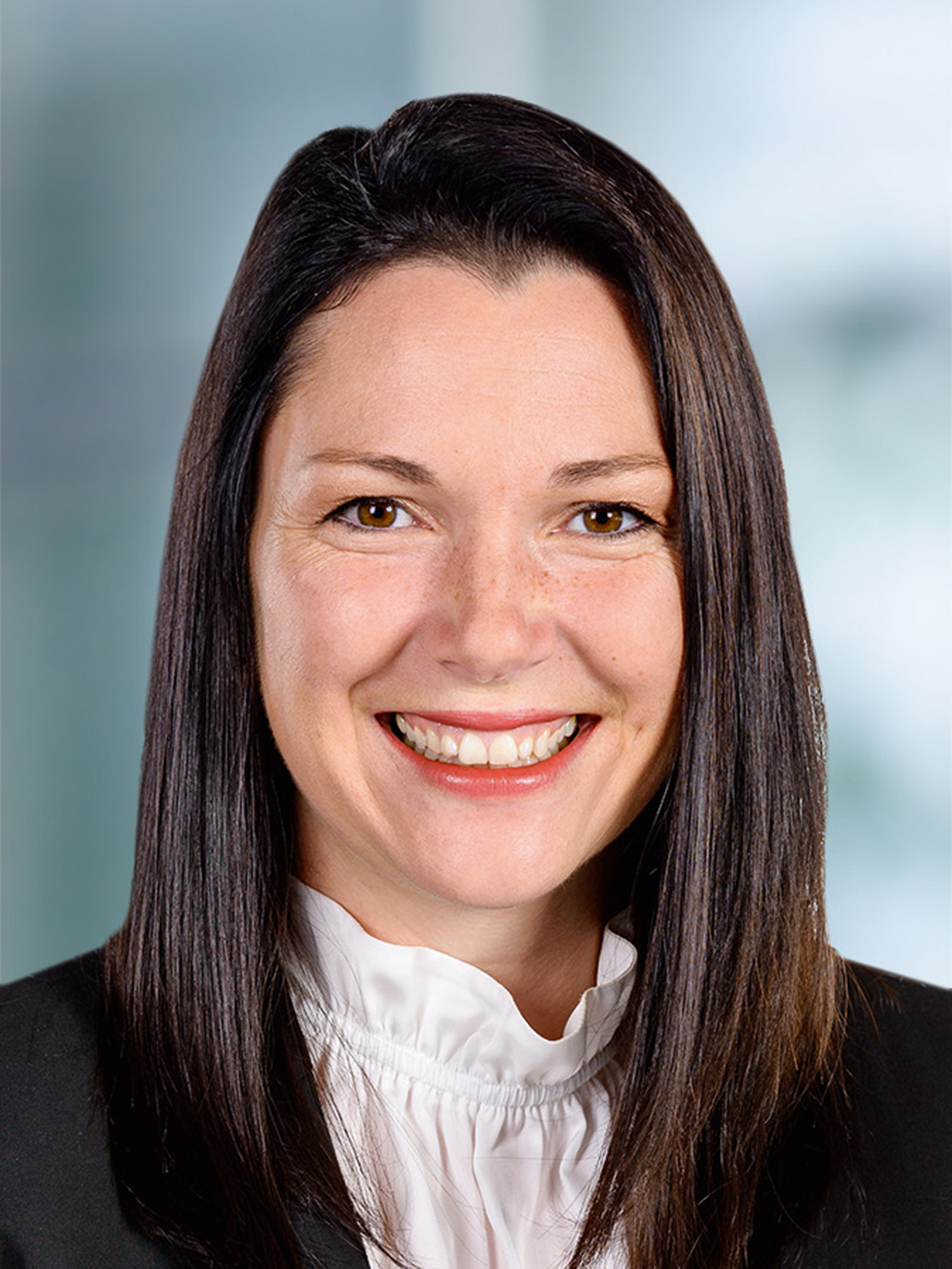 lena - reiss - drees - und - sommer - health - and - wellbeing - frankfurt - immobilien - skyline