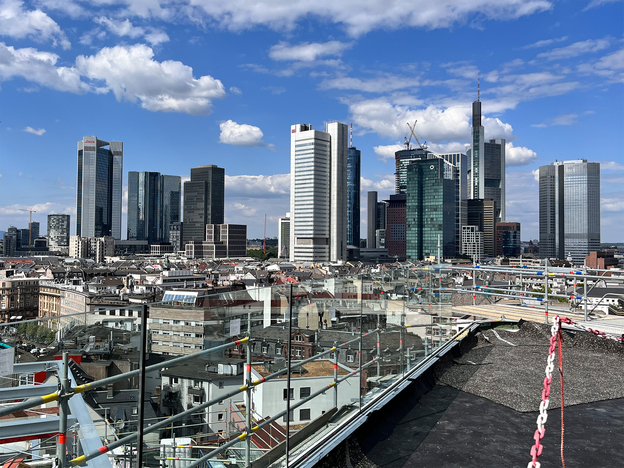 Ausblick-Kreisler-Frankfurt-Richtfest Ausblick - Kreisler - Dach - Frankfurt - Richtfest