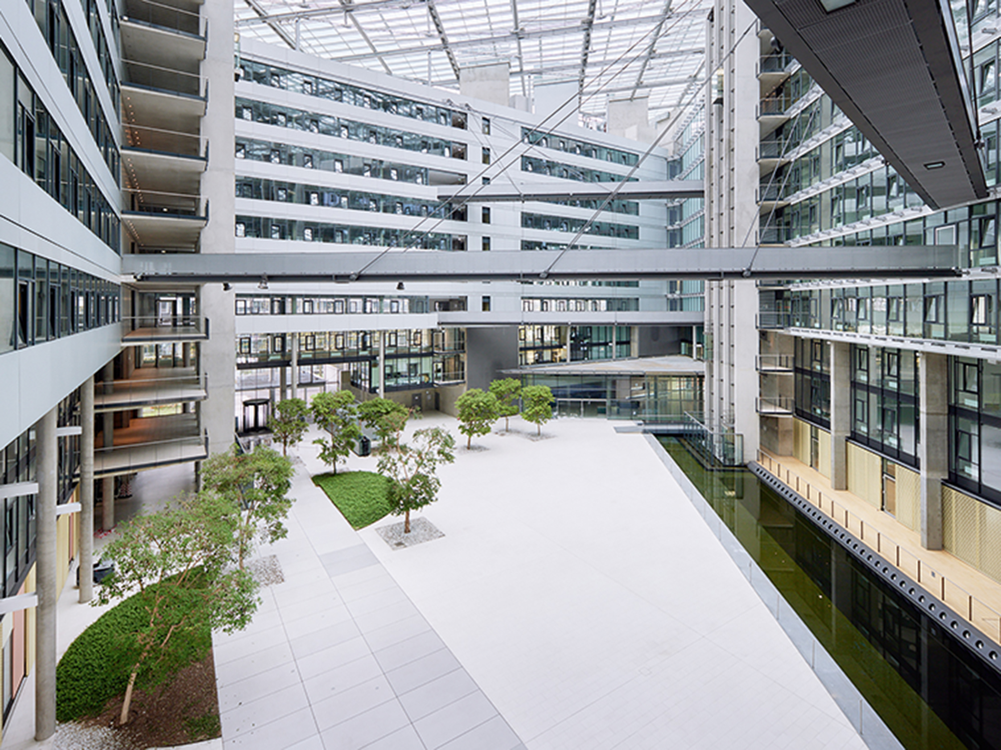 Prisma - Artrium - Sonar - Real - Estate - Meyer - Patron - Astra