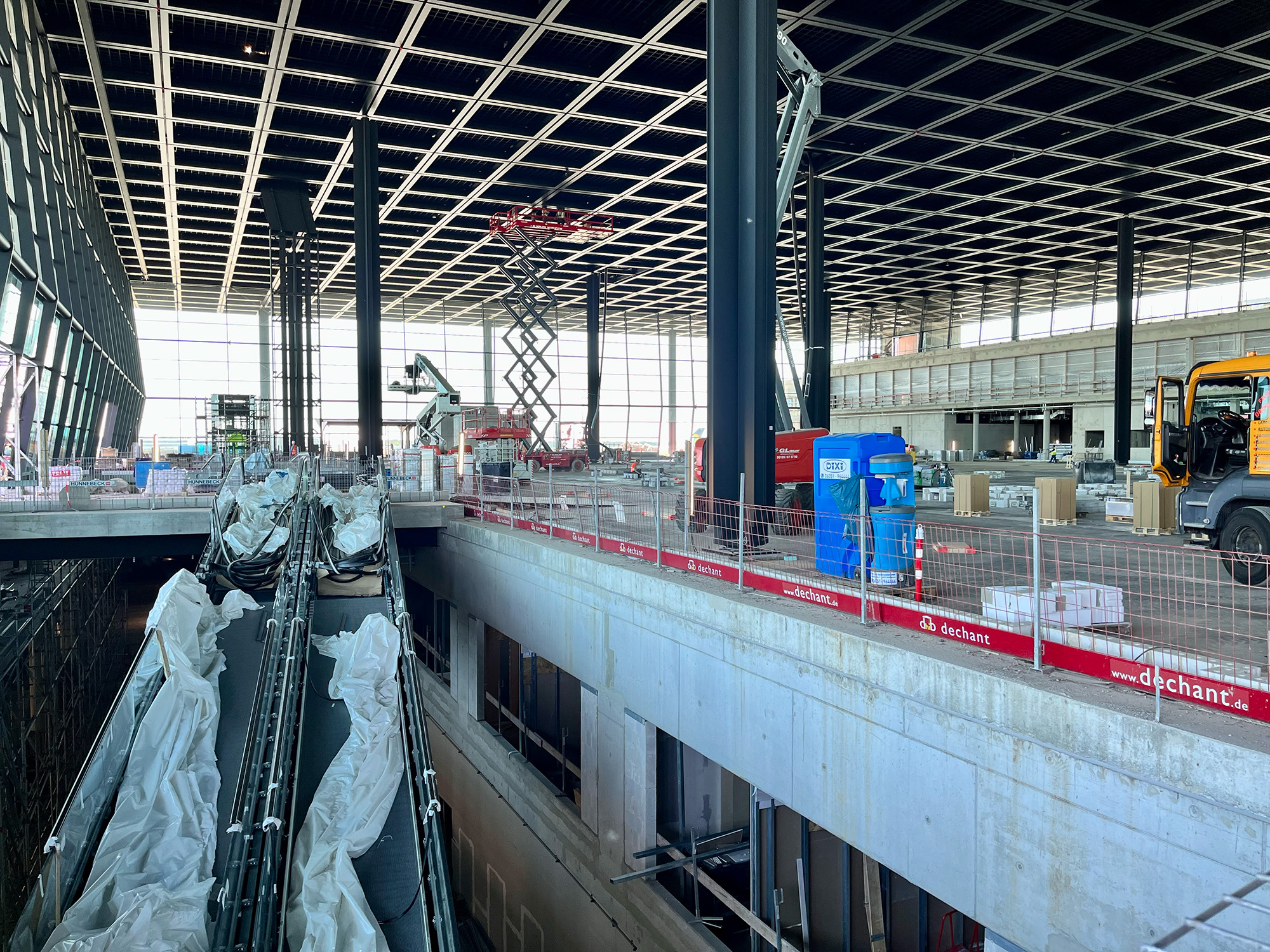 flughafen - frankfurt - terminal - 3 - schindler