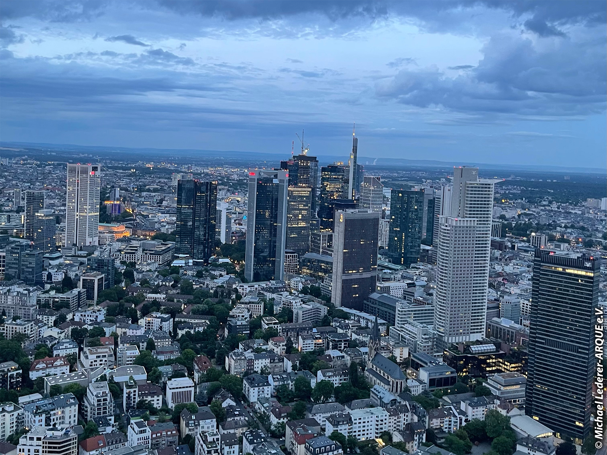 Frankfurt - Messeturm - Hochhaus - Ausblick