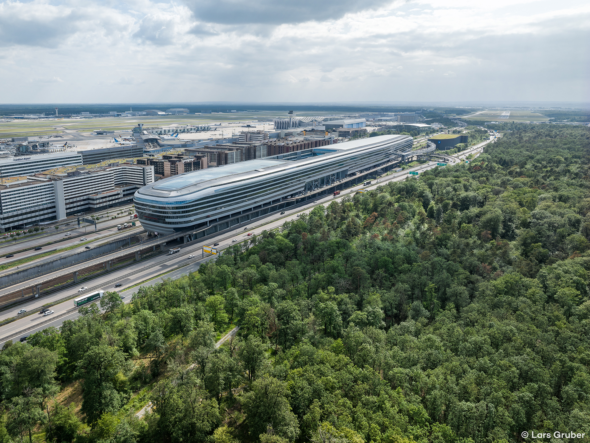 Squaire-Fraport-Flughafen-Frankfurt-Sonar-Real-Estate Squaire - Fraport - Flughafen - Frankfurt - Sonar - Real - Estate