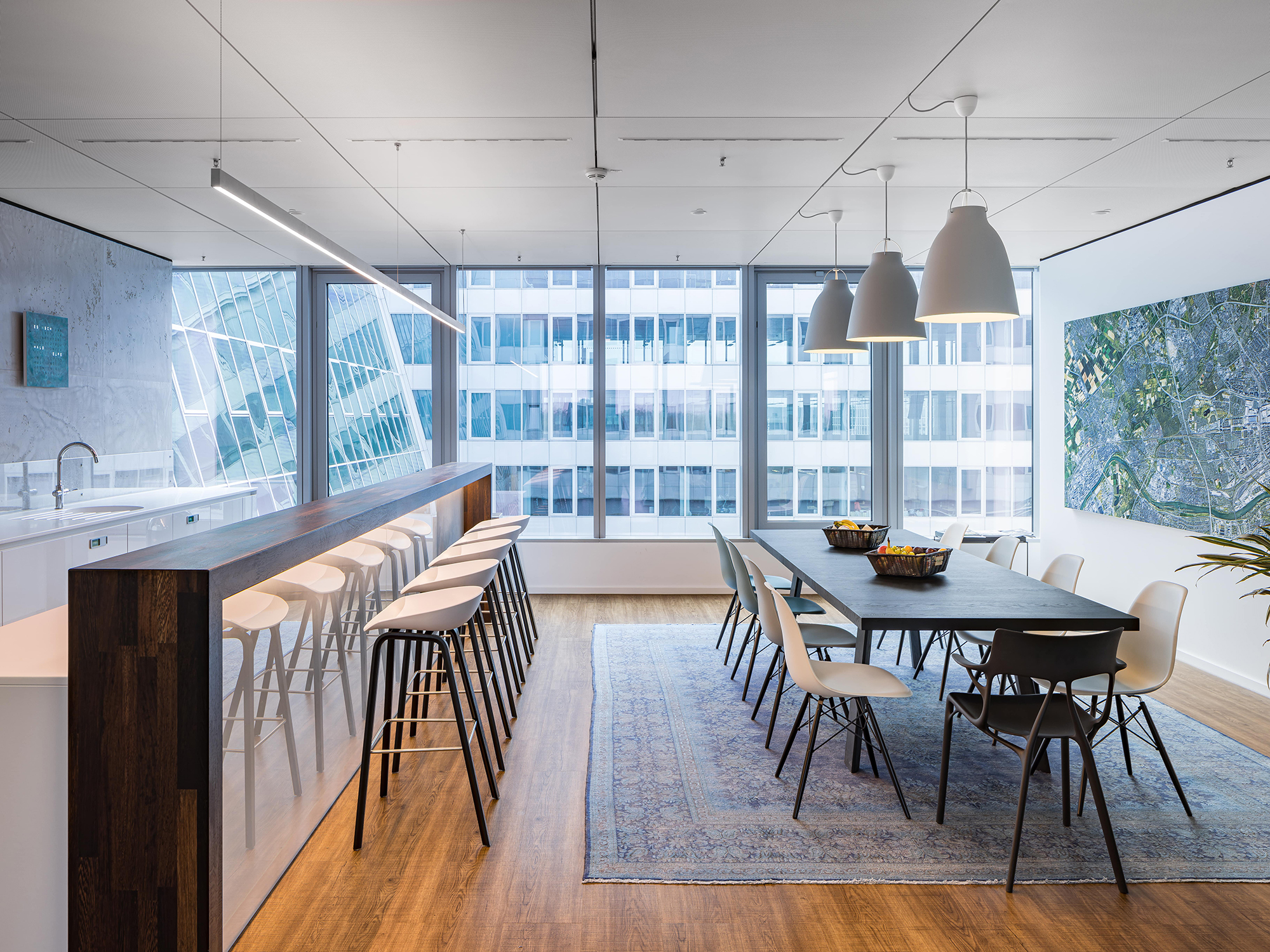 The-Squaire-Office-Real-Estate-Lounge-Fraport The - Squaire - Office - Real - Estate - Lounge - Fraport