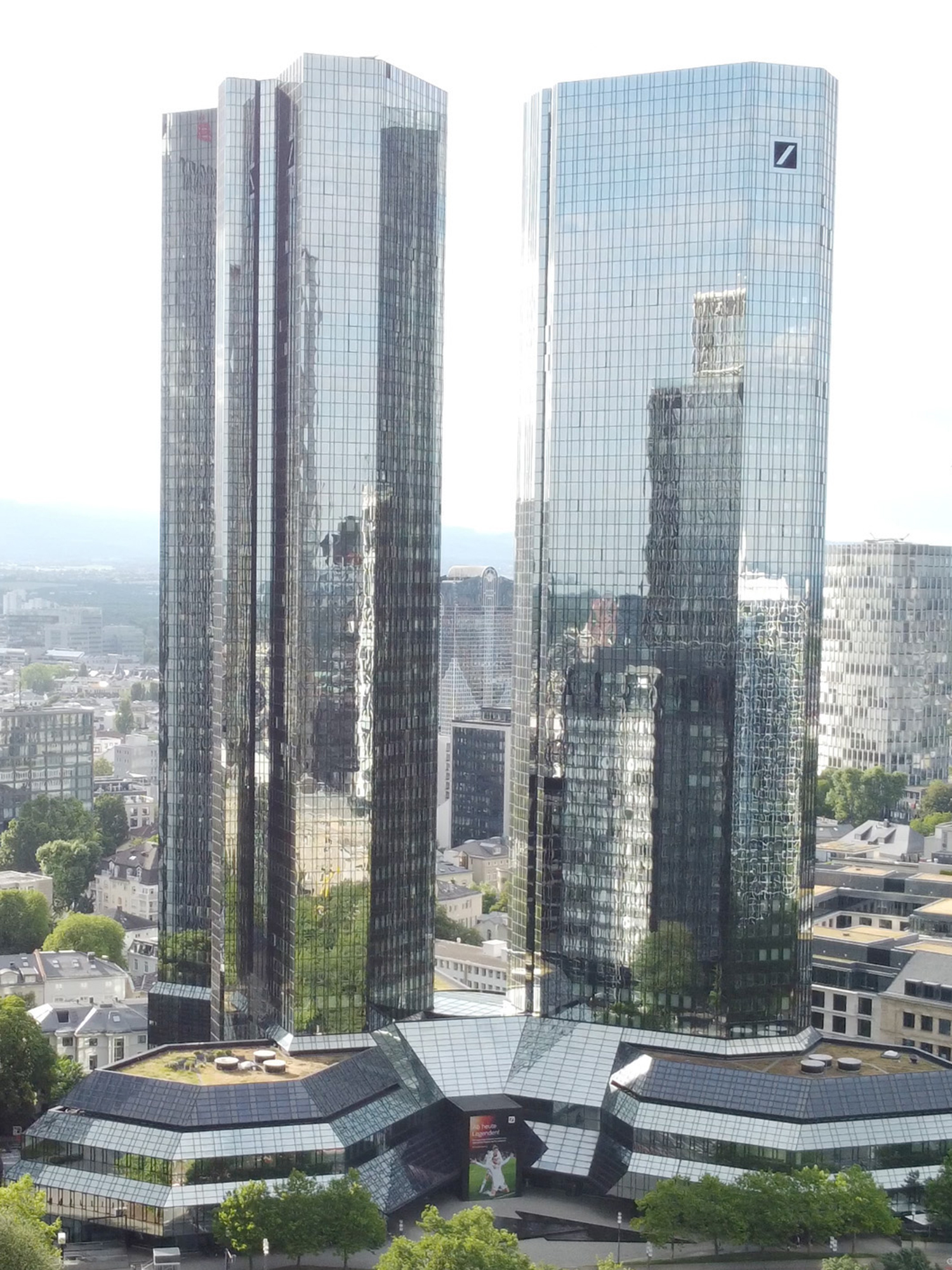 deutsche - bank - tuerme - Taunusanlage - frankfurt