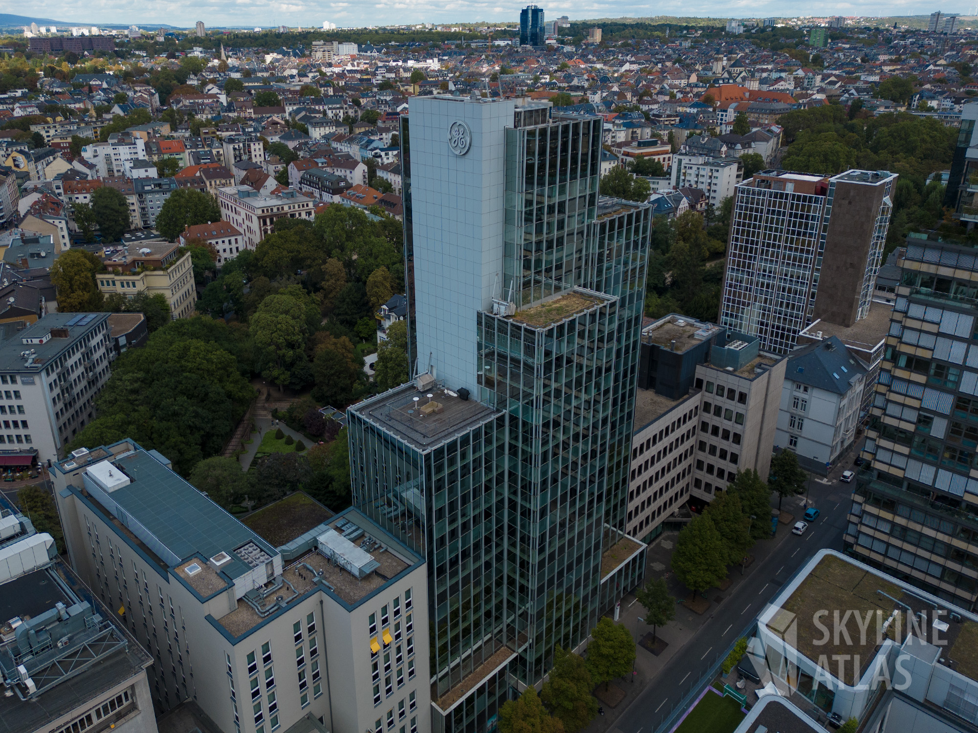 HAT64 - Frankfurt HAT64 - Frankfurt - Hochhaus Am Turm - Bleichstraße 64