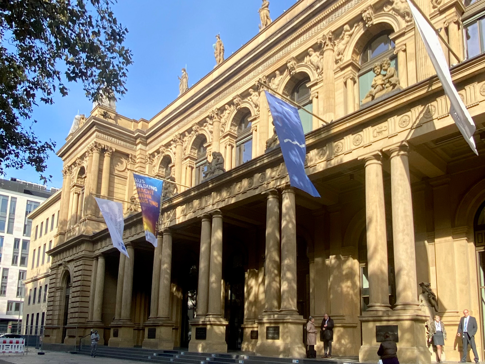  Ein Besuch beim Tag der Immobilienwirtschaft 2023 - SKYLINE ATLAS 