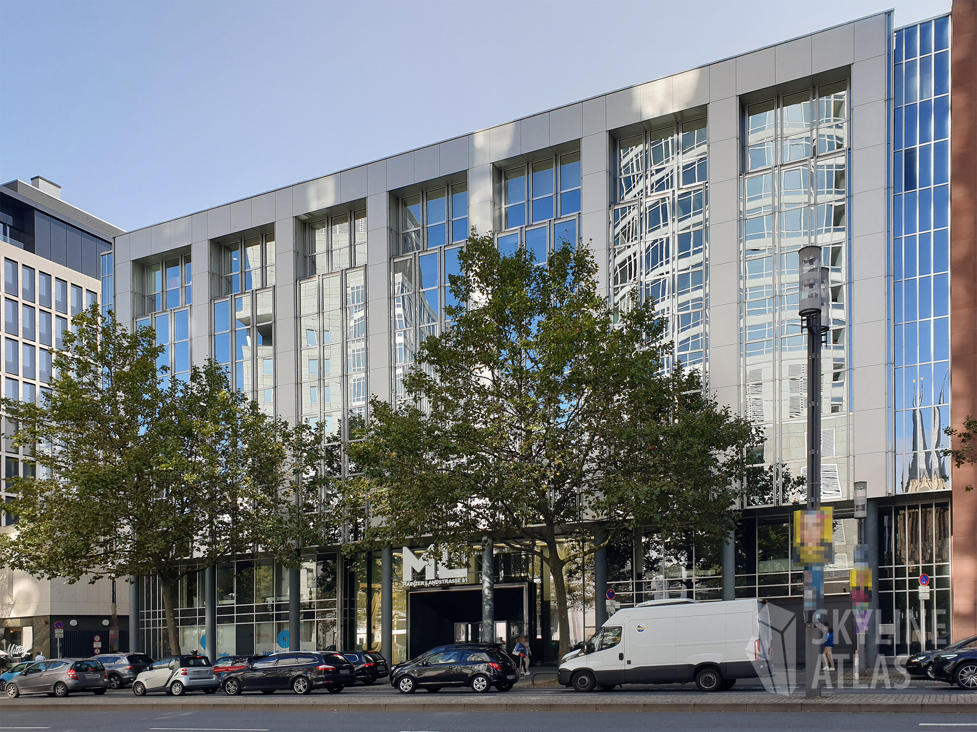 ML61 ML61-Seitliche_perspek-Bürogebäude-Modern-Bankenviertel-Innenstadt