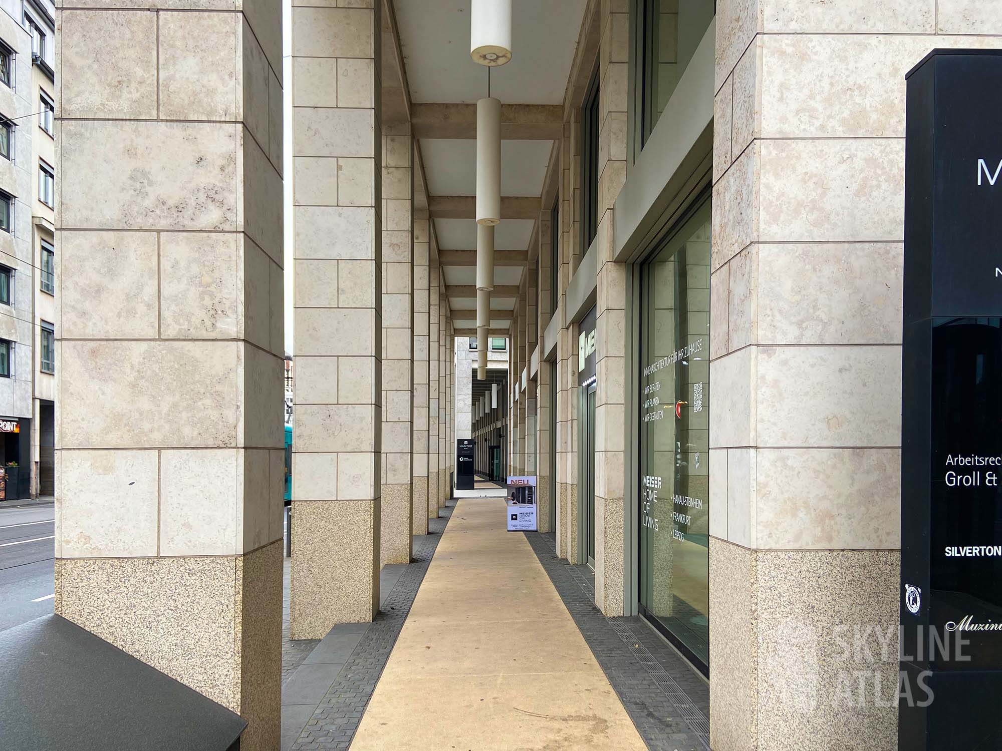 MainTor Primus - Frankfurt - Neue Mainzer Straße 20 - Bürogebäude DIC