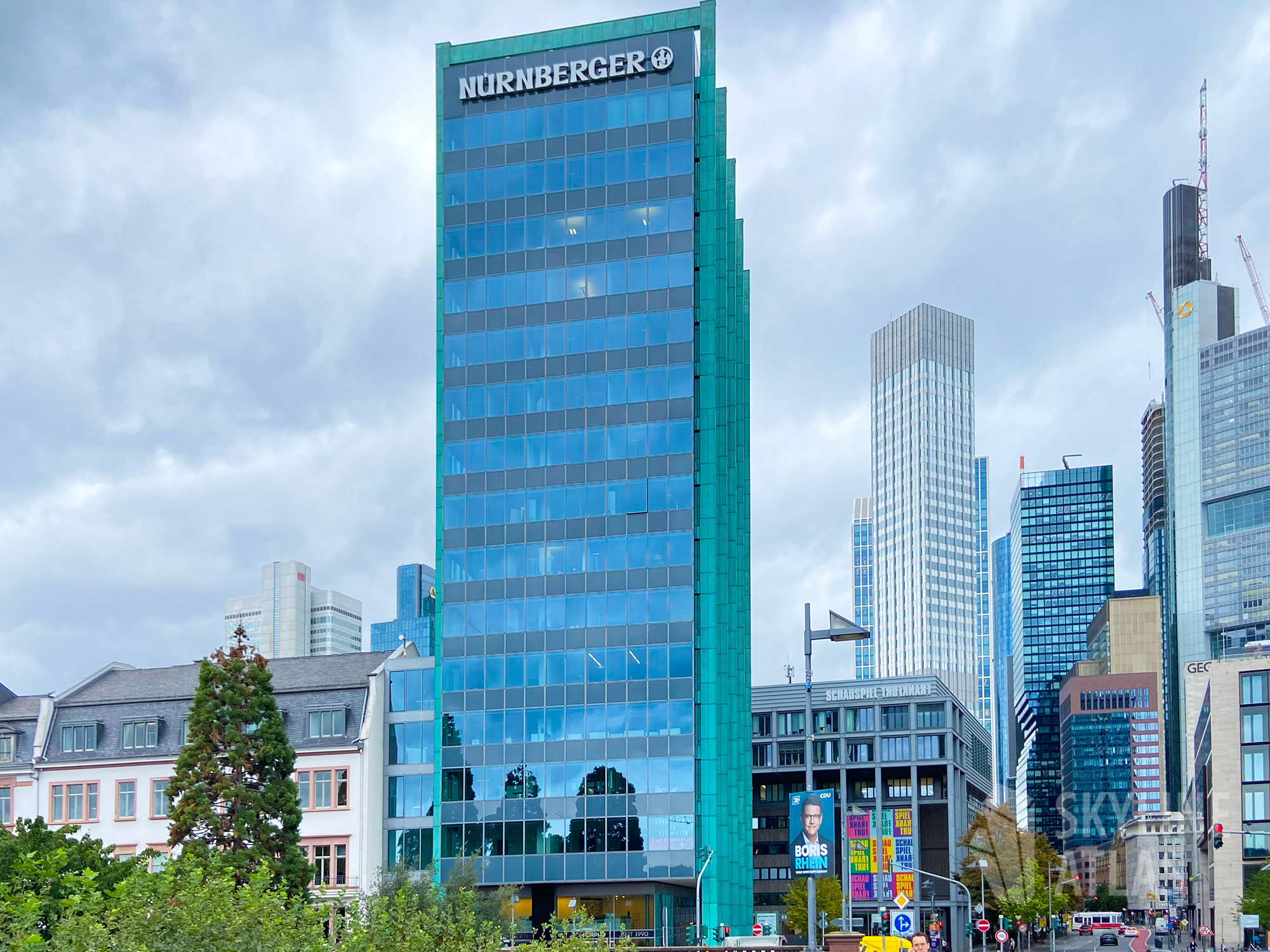 Skyline - Frankfurt - Bankenviertel - Nürnberger - Versicherungen - Maintor - Mainufer - Neue Mainzer Straße 1