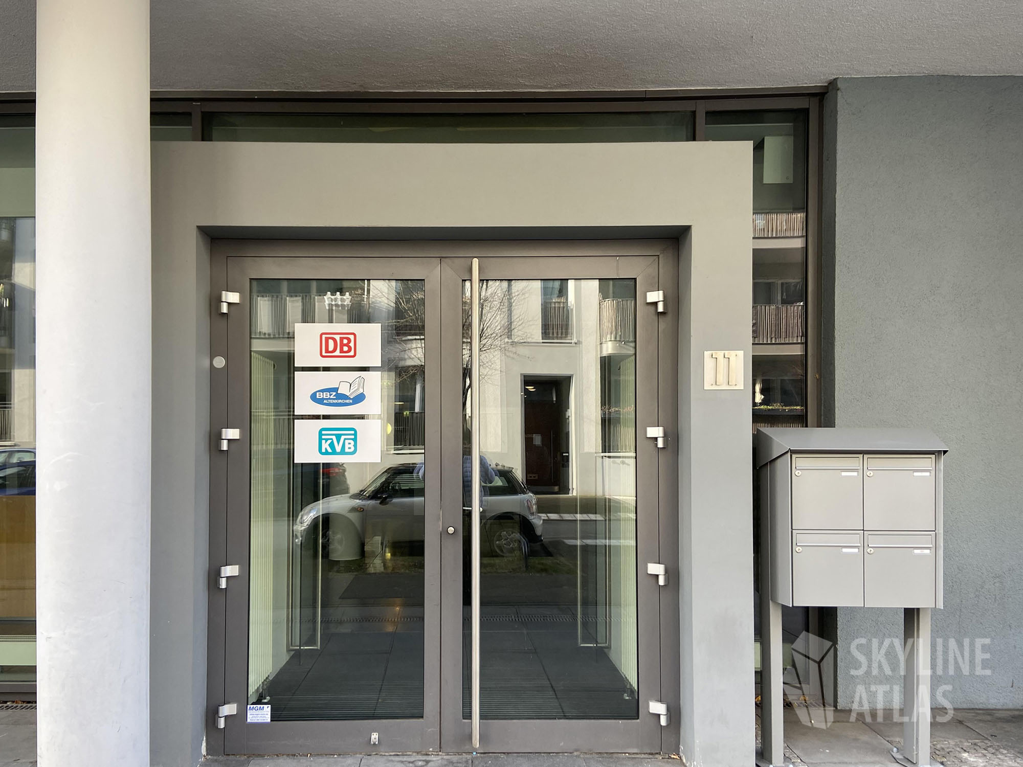 Salvador-Allende-Straße Salvador-Allende-Straße 11 - Frankfurt - Bockenheim - Büroimmobilie