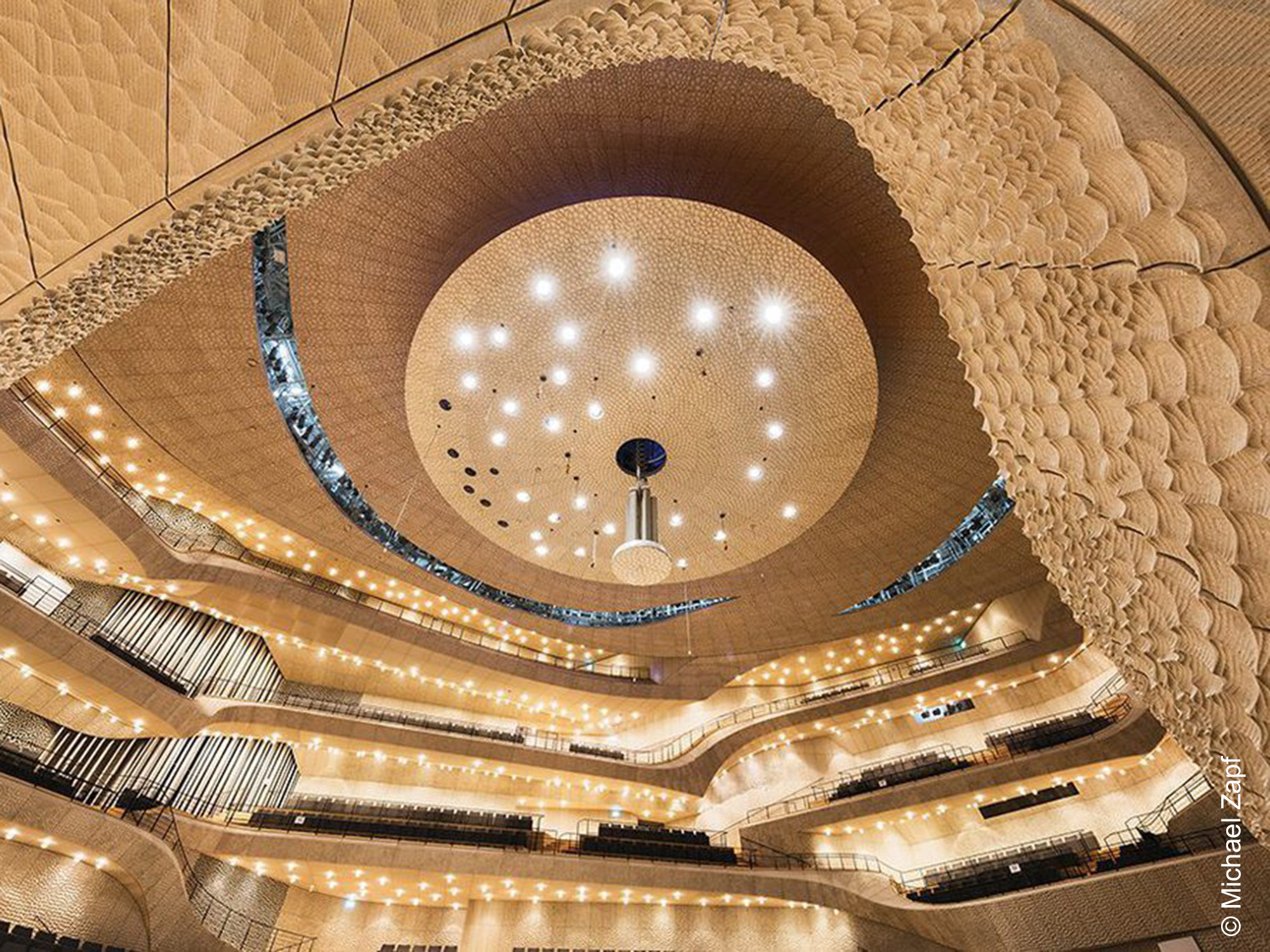 Elbphilharmonie - Zumtobel - Hamburg - Konzertsaal - Beleuchtung - Hafencity
