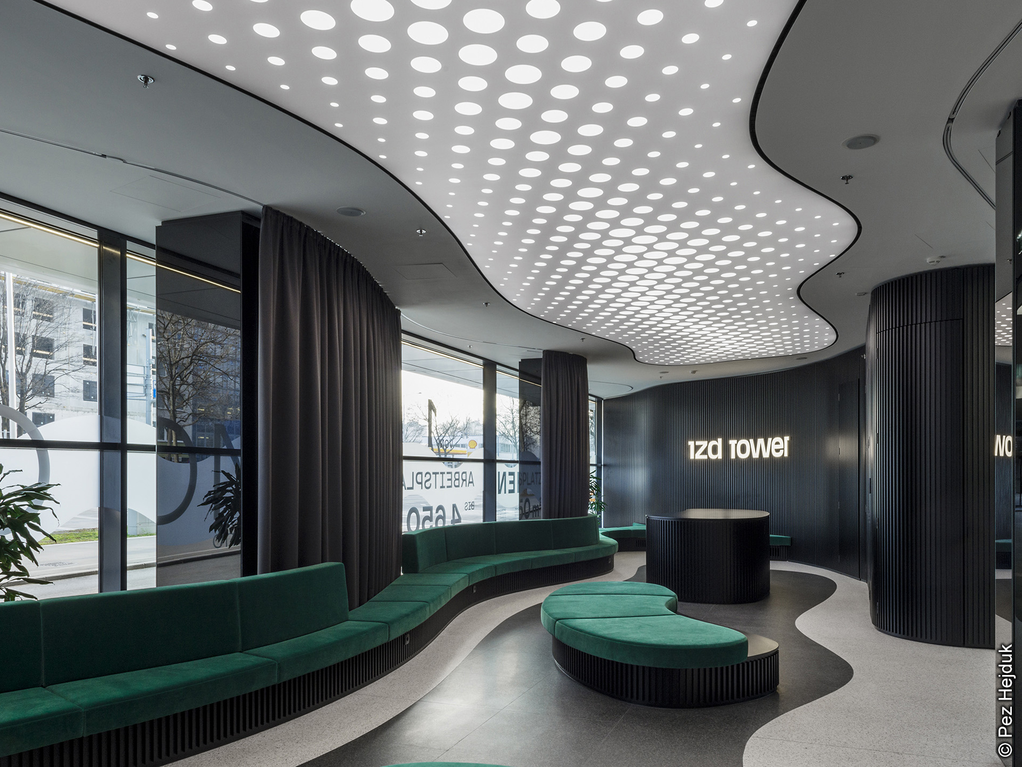 IZD-Tower-Zumtobel IZD - Tower - Zumtobel - Lichtlösungen