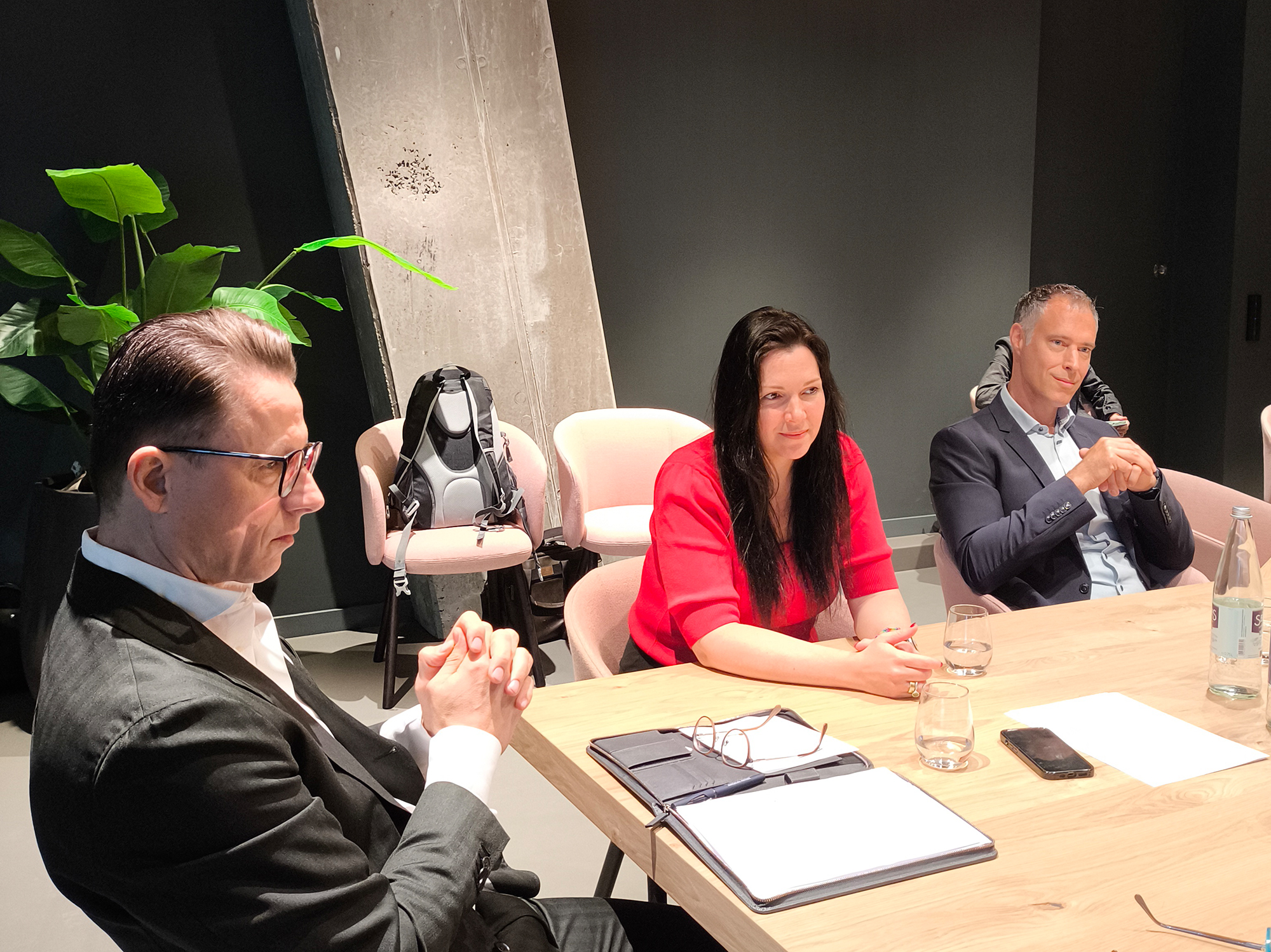 Round - Table - FOUR - Frankfurt