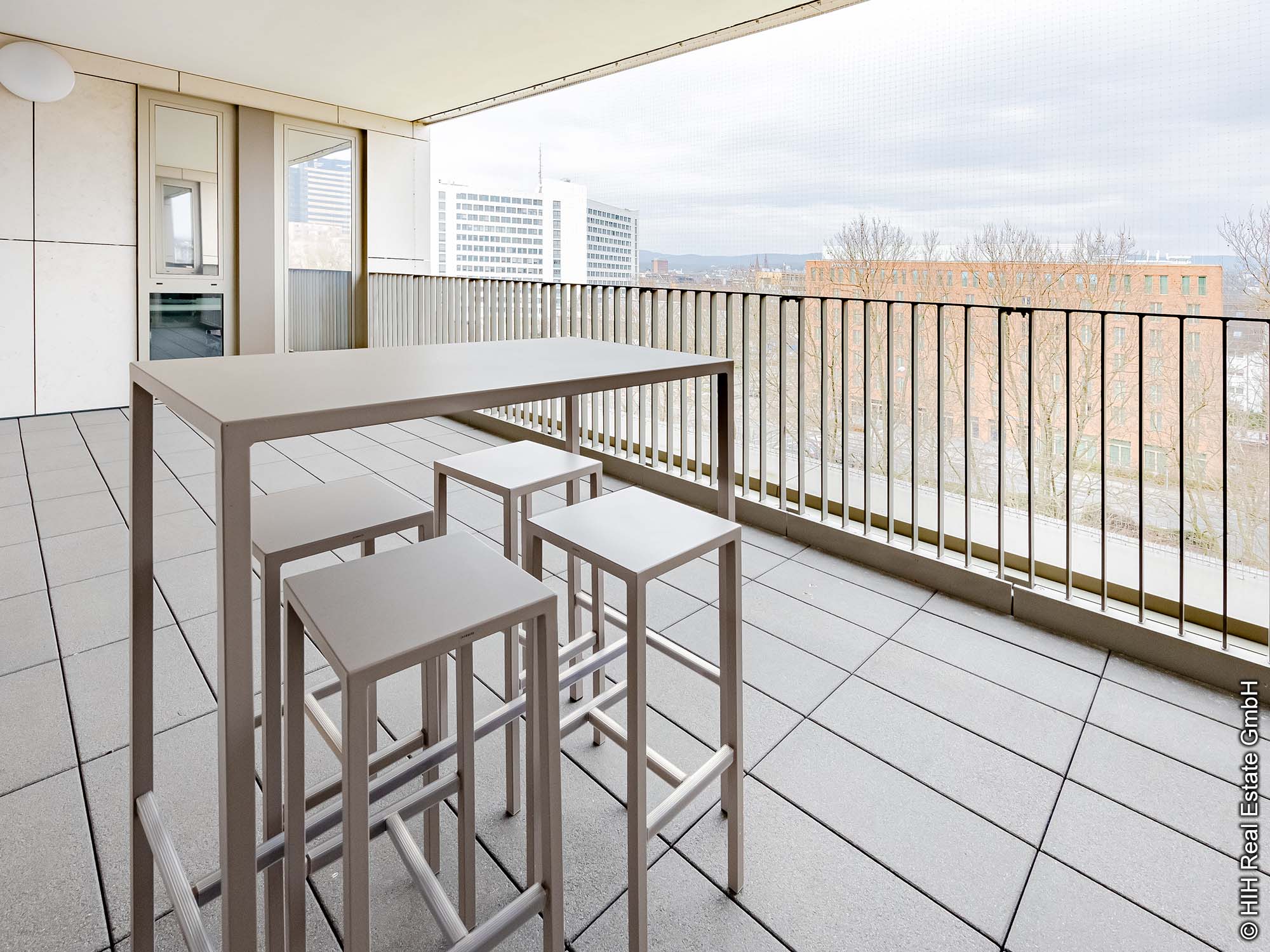 HIH - VERSO - Wiesbaden - Bürogebäude - Moderne Büroflächen - Tageslicht - Terrassenflächen