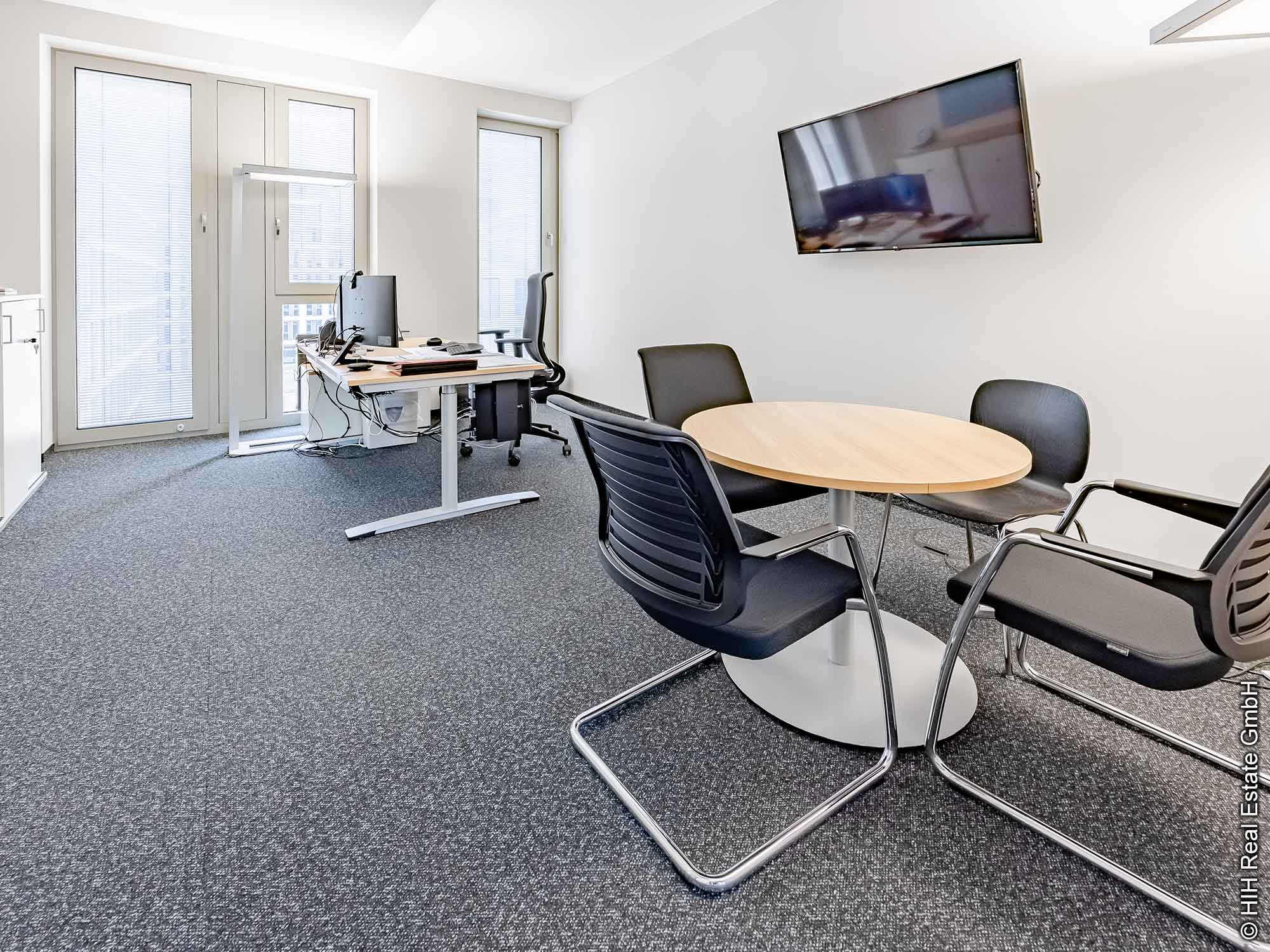 HIH - VERSO - Wiesbaden - Bürogebäude - Moderne Büroflächen - Tageslicht - Helle Büros - Konferenzflächen