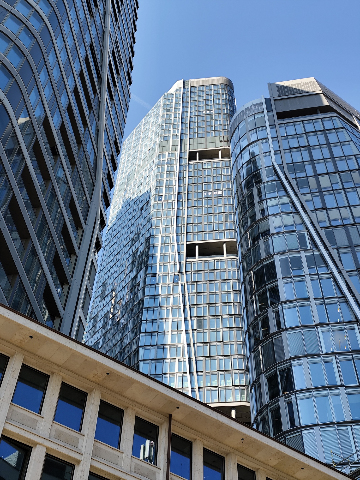 FOUR-Frankfurt-T1-T2-T3-Groß-und-Partner-Deka FOUR - Frankfurt - T1 - T2 - T3 - Groß - und - Partner - Deka