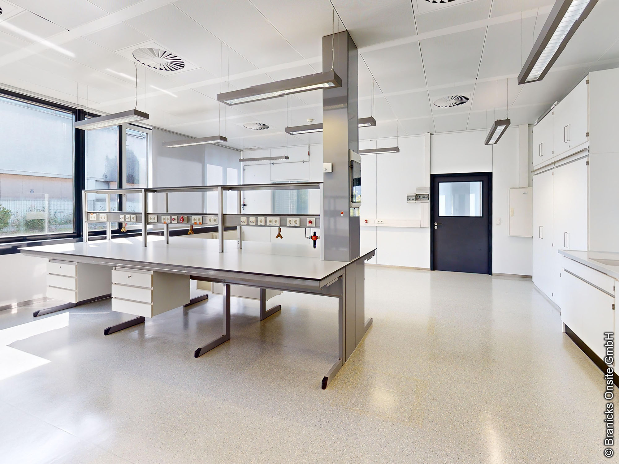 Benzstraße 1-3, Bad Homburg - Branicks Onsite GmbH - Laborräume - Bürogebäude