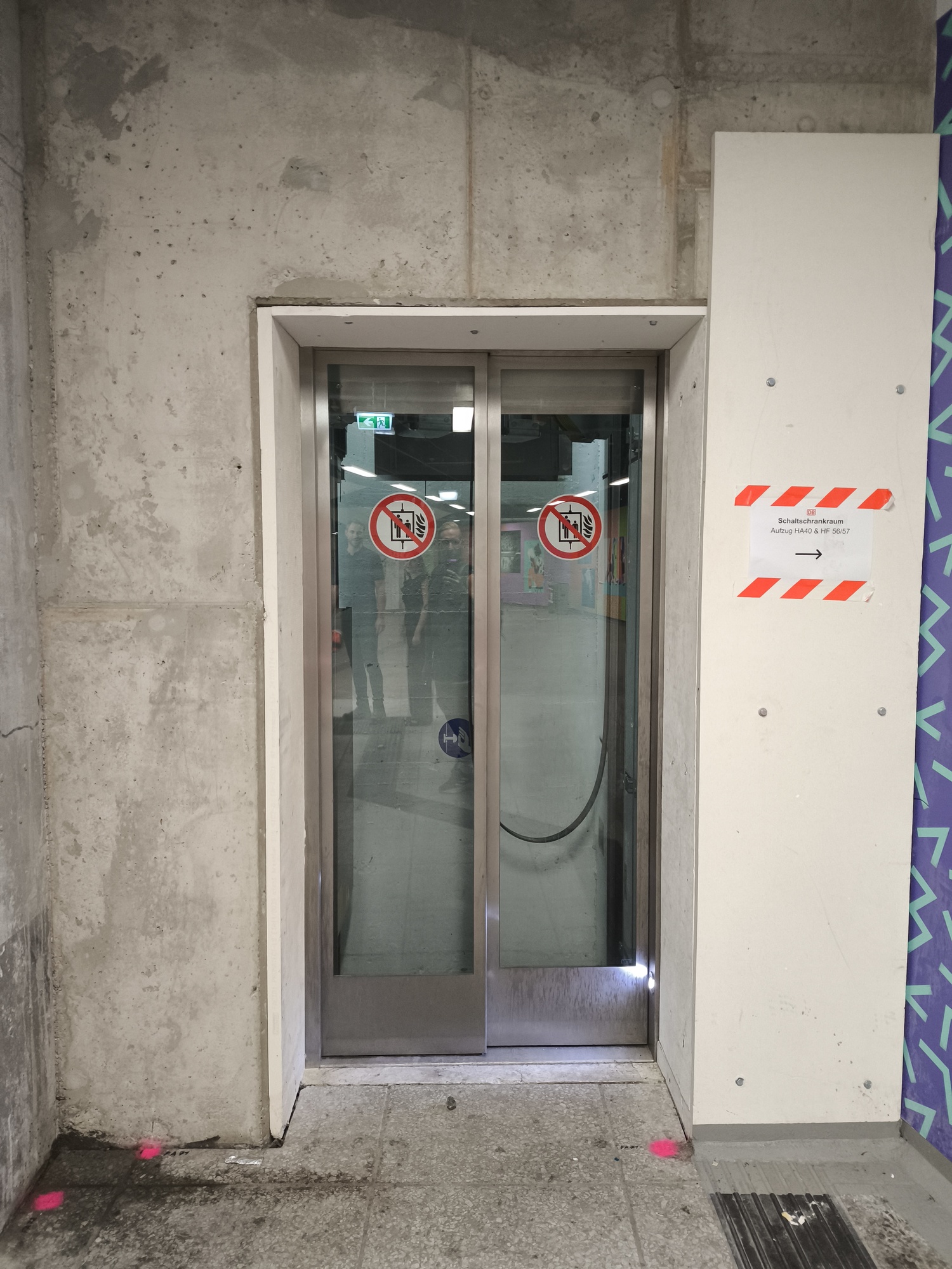 Schindler - Aufzüge - Hauptbahnhof - Frankfurt - Umbau - B - Ebene