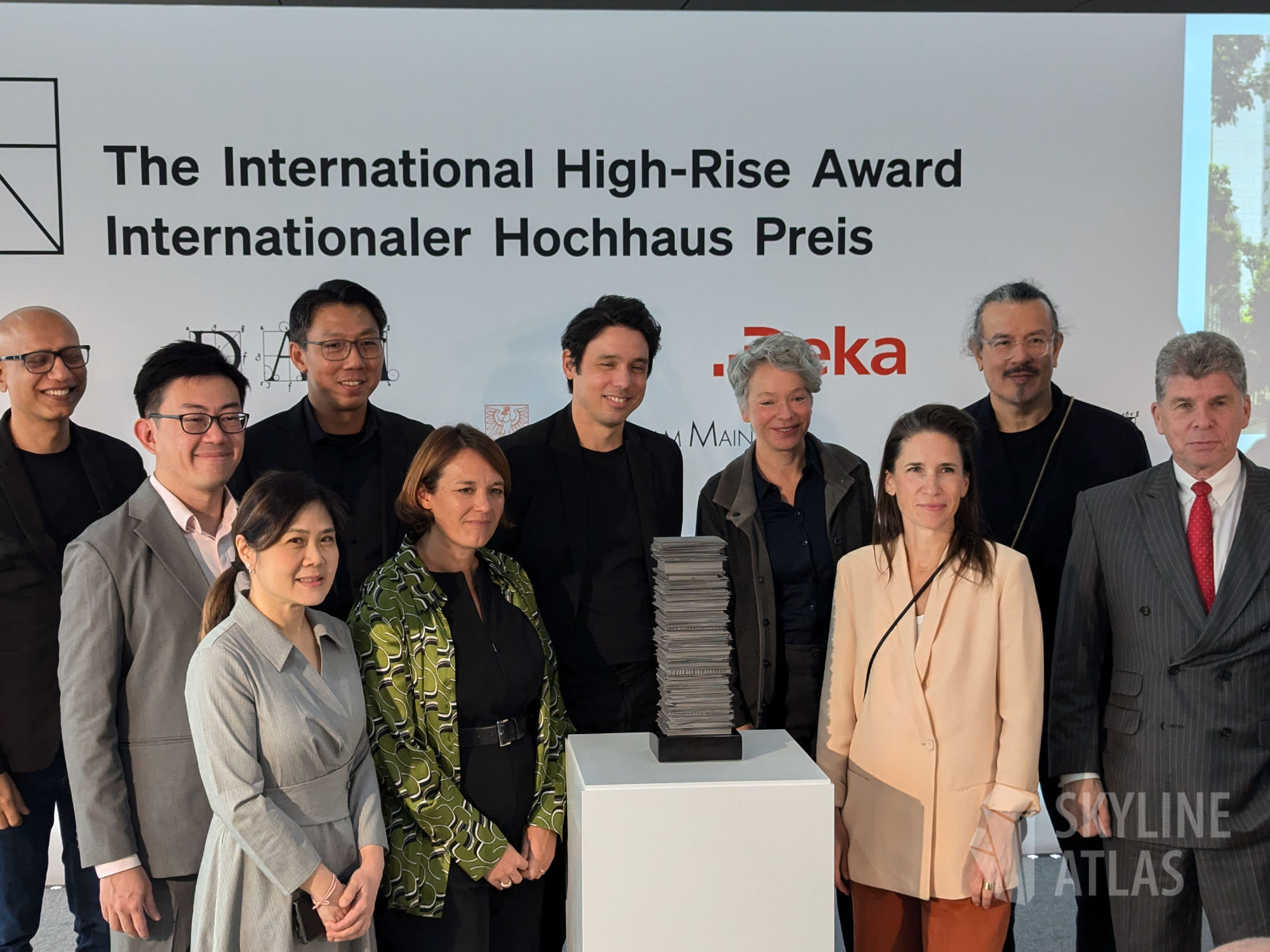 Gruppenbild - Pressekonferenz - Im Four T1 Pressekonferenz - The International High-Rise Award - Internationaler Hochhaus Preis - Deka - DAM - Frankfurt am Main