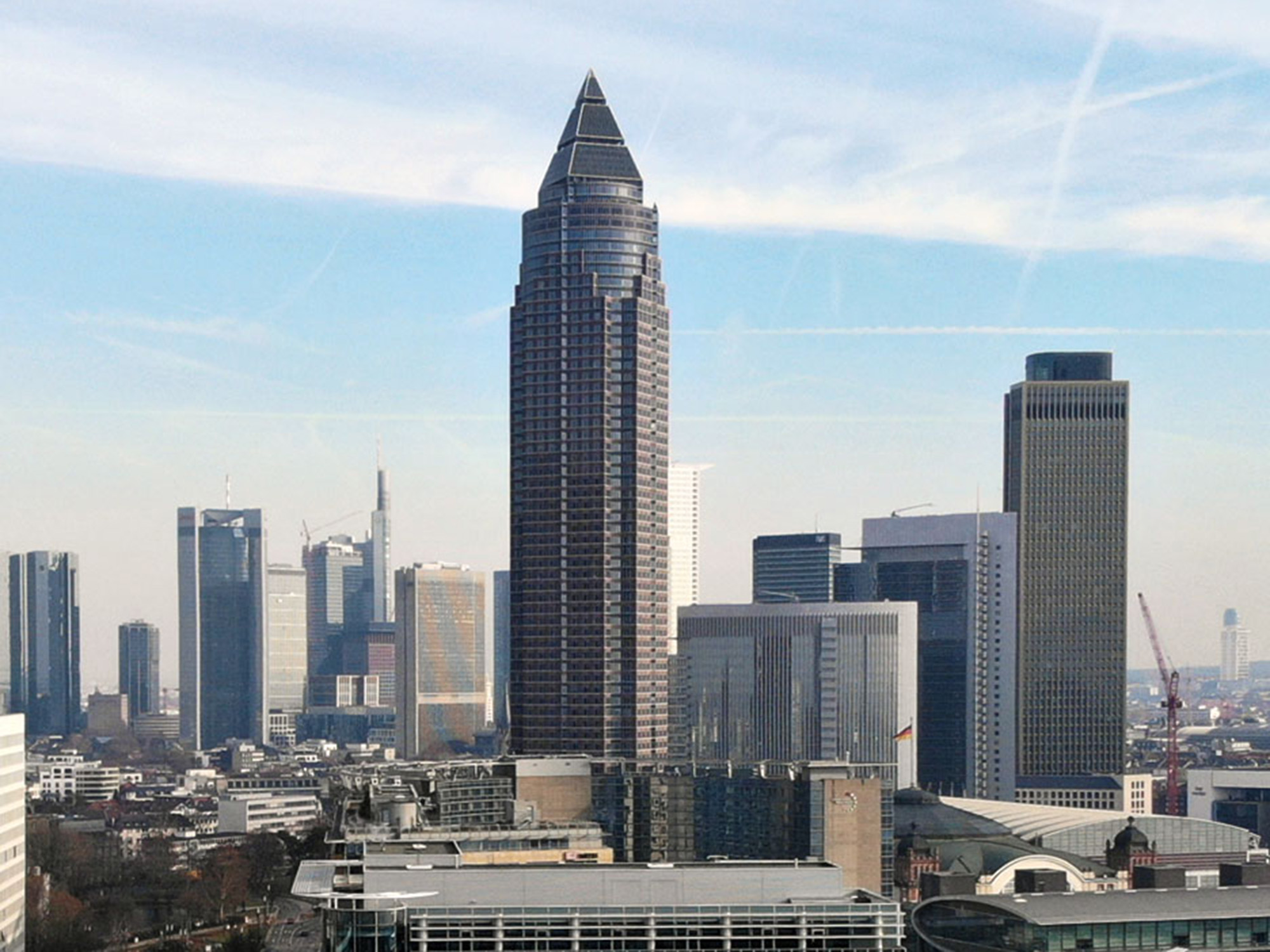 Die AMLA hat ihre Arbeit im Messeturm aufgenommen