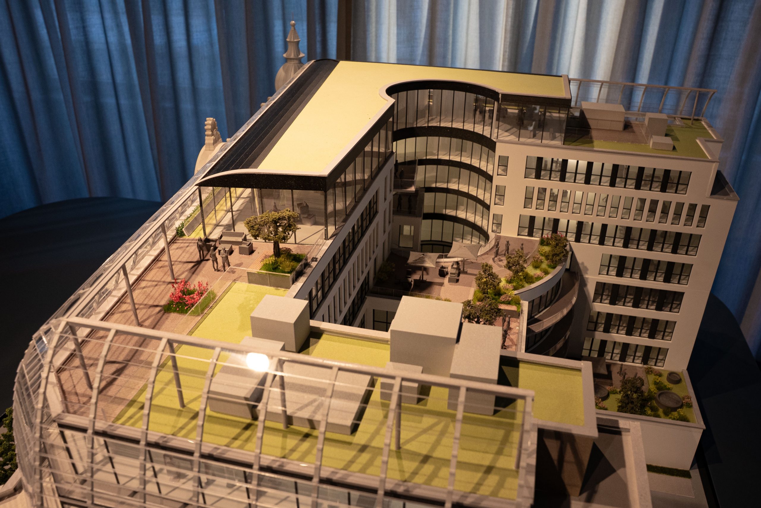 Skydeck Modell Fürstenhof Momeni