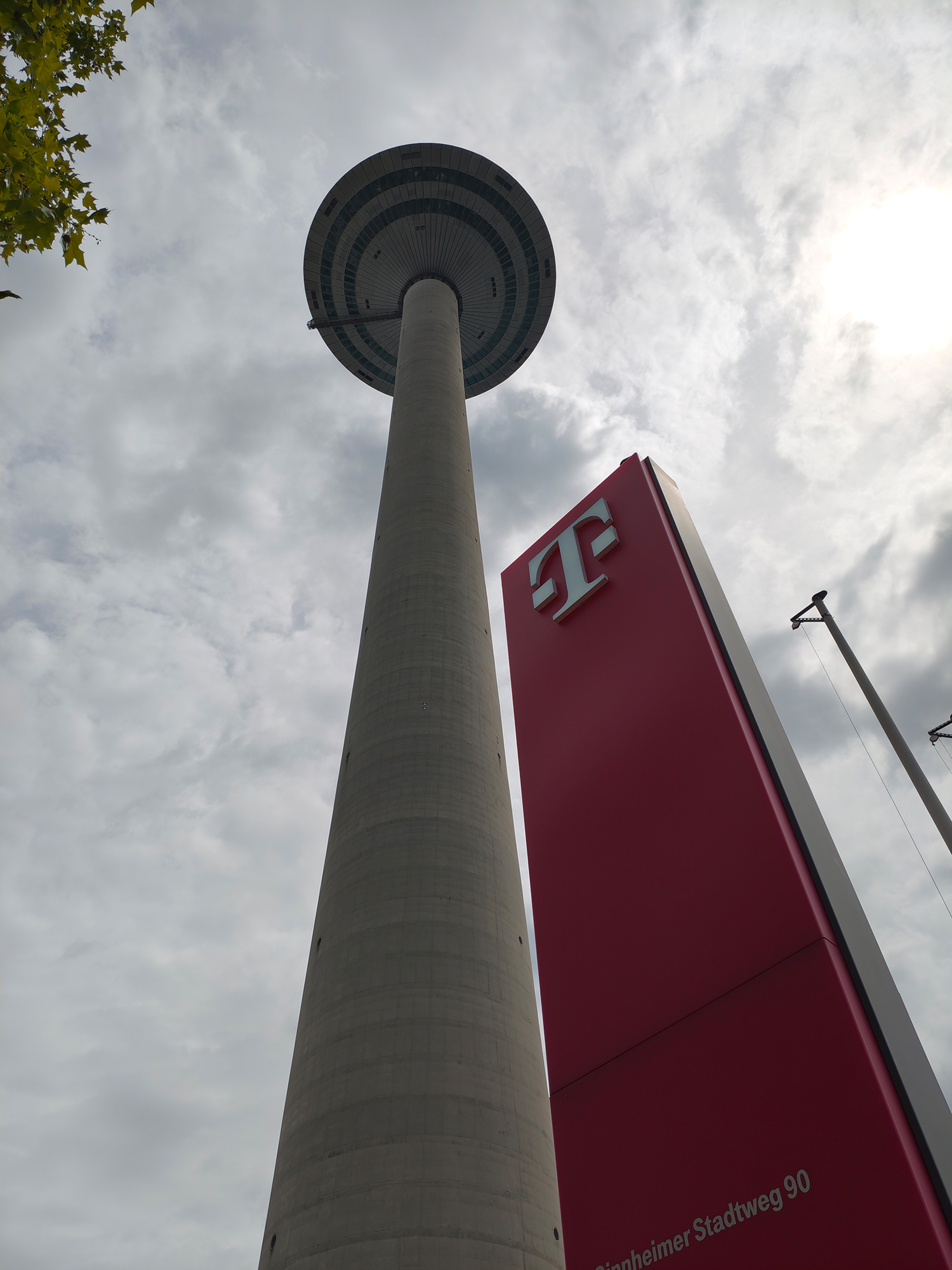 Europaturm - Bockenheim - Telekom - Eingangsbereich