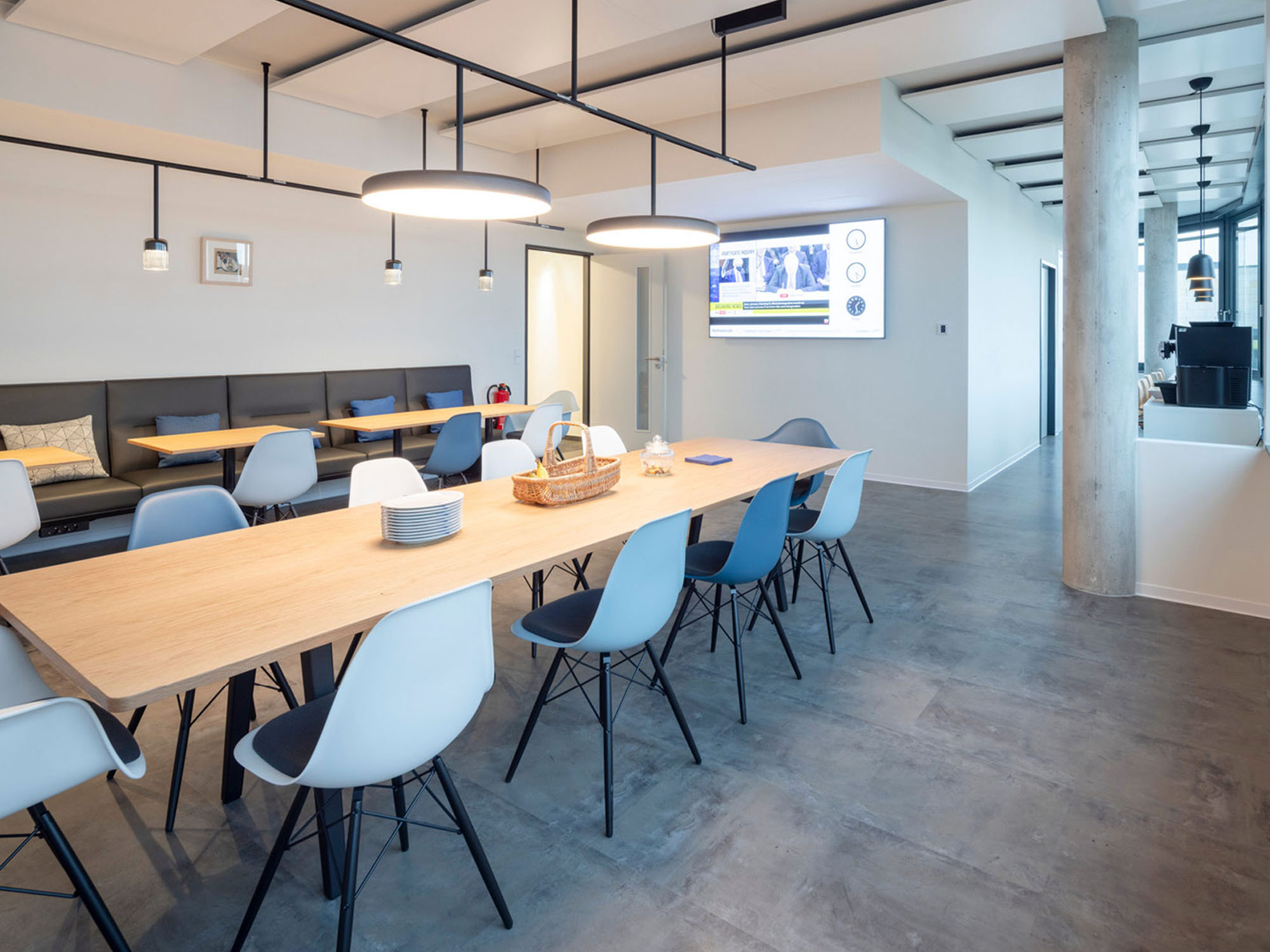 FLOW - Essbereich, Loungebereich, Beispiel-Ausbauung