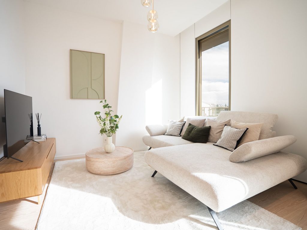 FOUR T3 - Luxuriöse, vollmöblierte 2-Zimmer-Wohnung