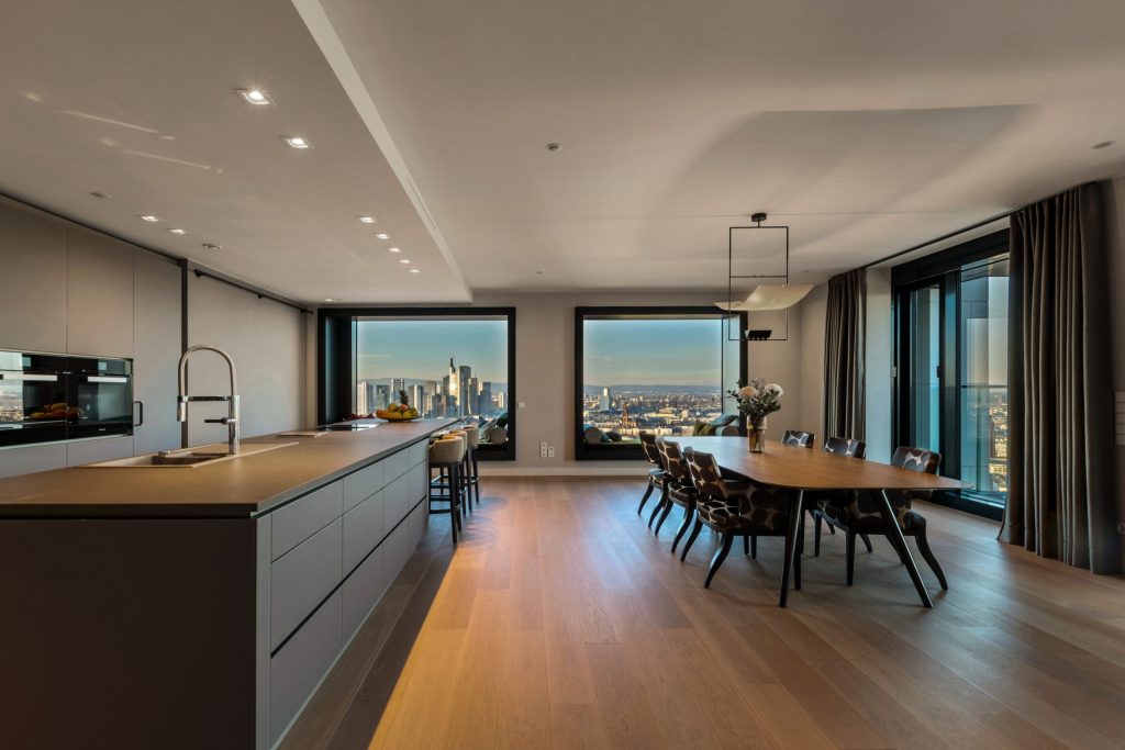 Henninger Turm - Wohnung 29.01